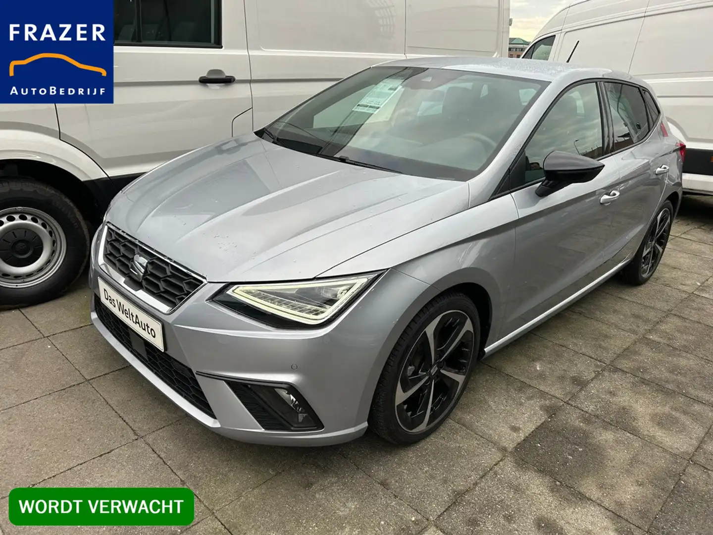 SEAT Ibiza 1.0 TSI 110 PK FR AUTOMAAT / LED / VIRTUAL / CARPL Grijs - 1