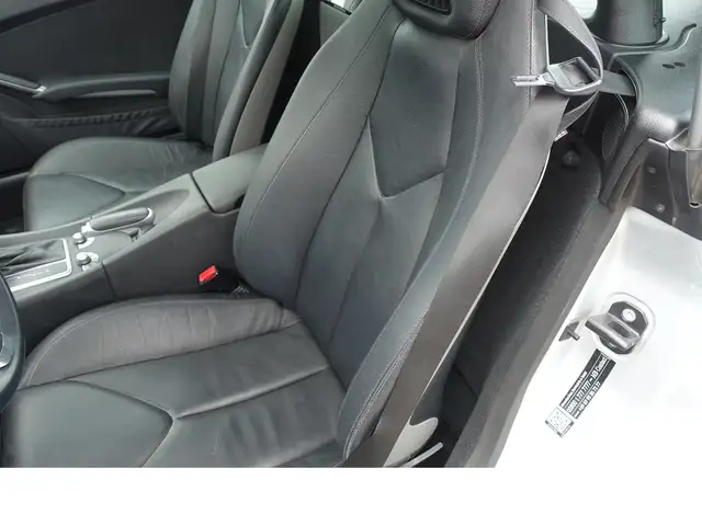 Mercedes-Benz SLK view 8