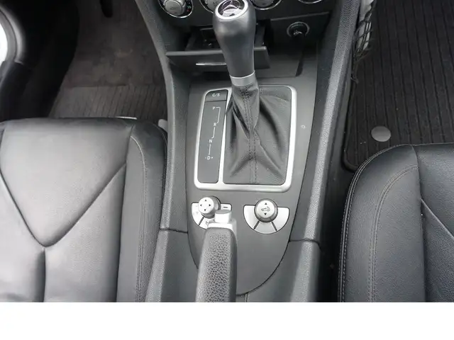 Mercedes-Benz SLK view 15