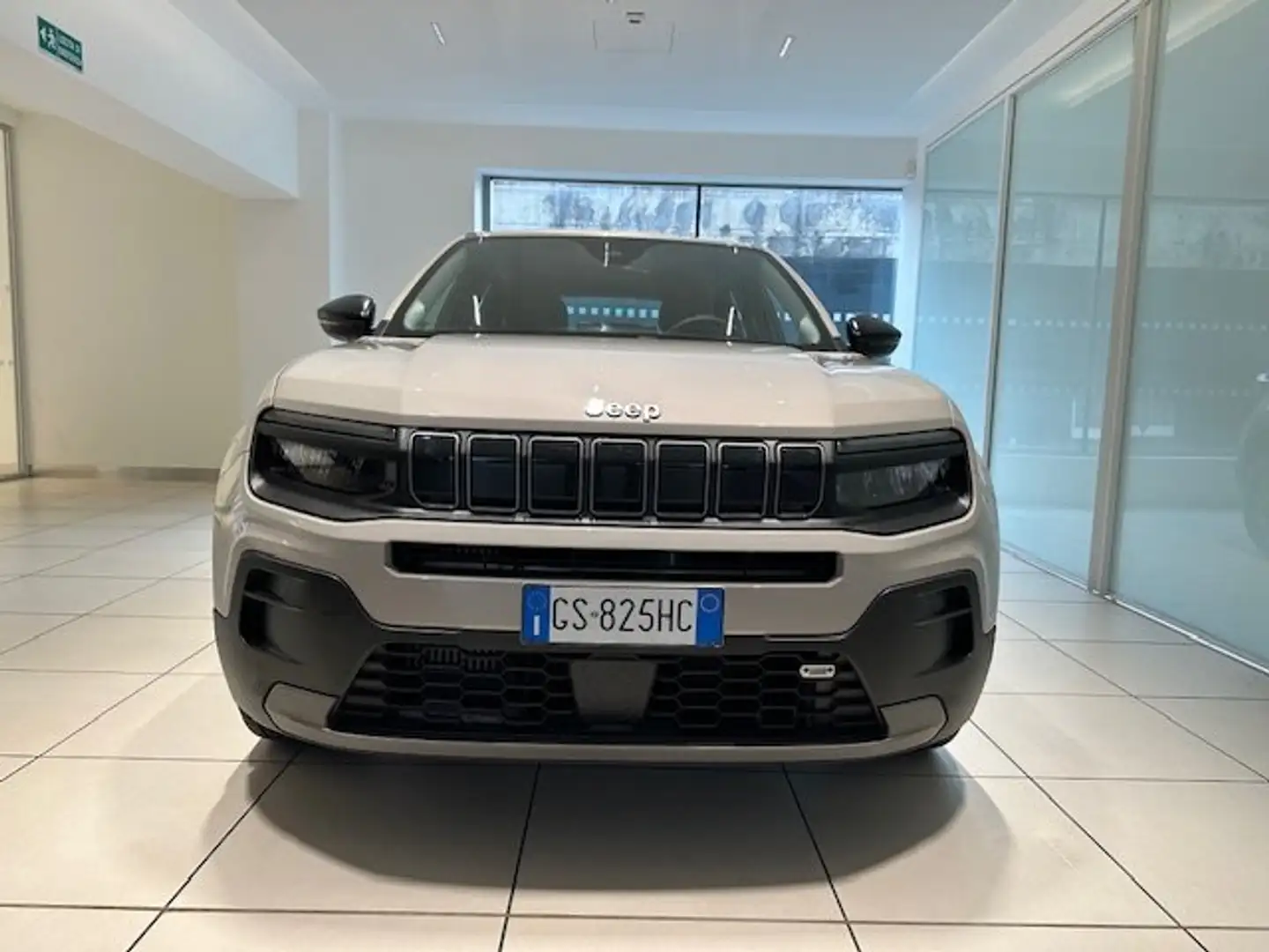 Jeep Avenger Avenger 1.2 turbo Altitude fwd 100cv Gris - 2