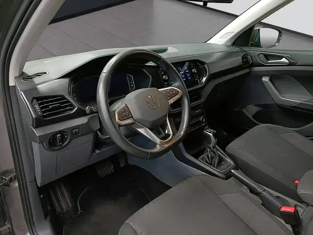 Volkswagen T-Cross view 15