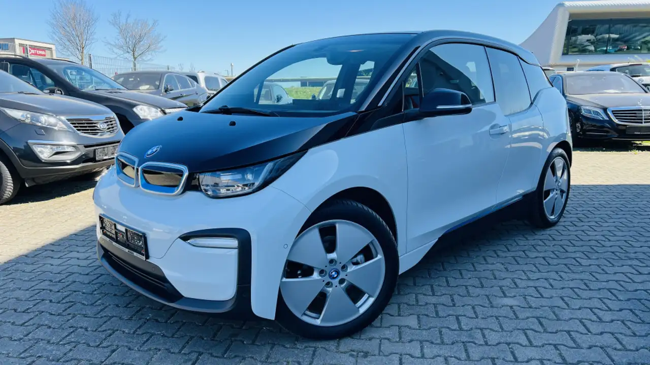 BMW i3