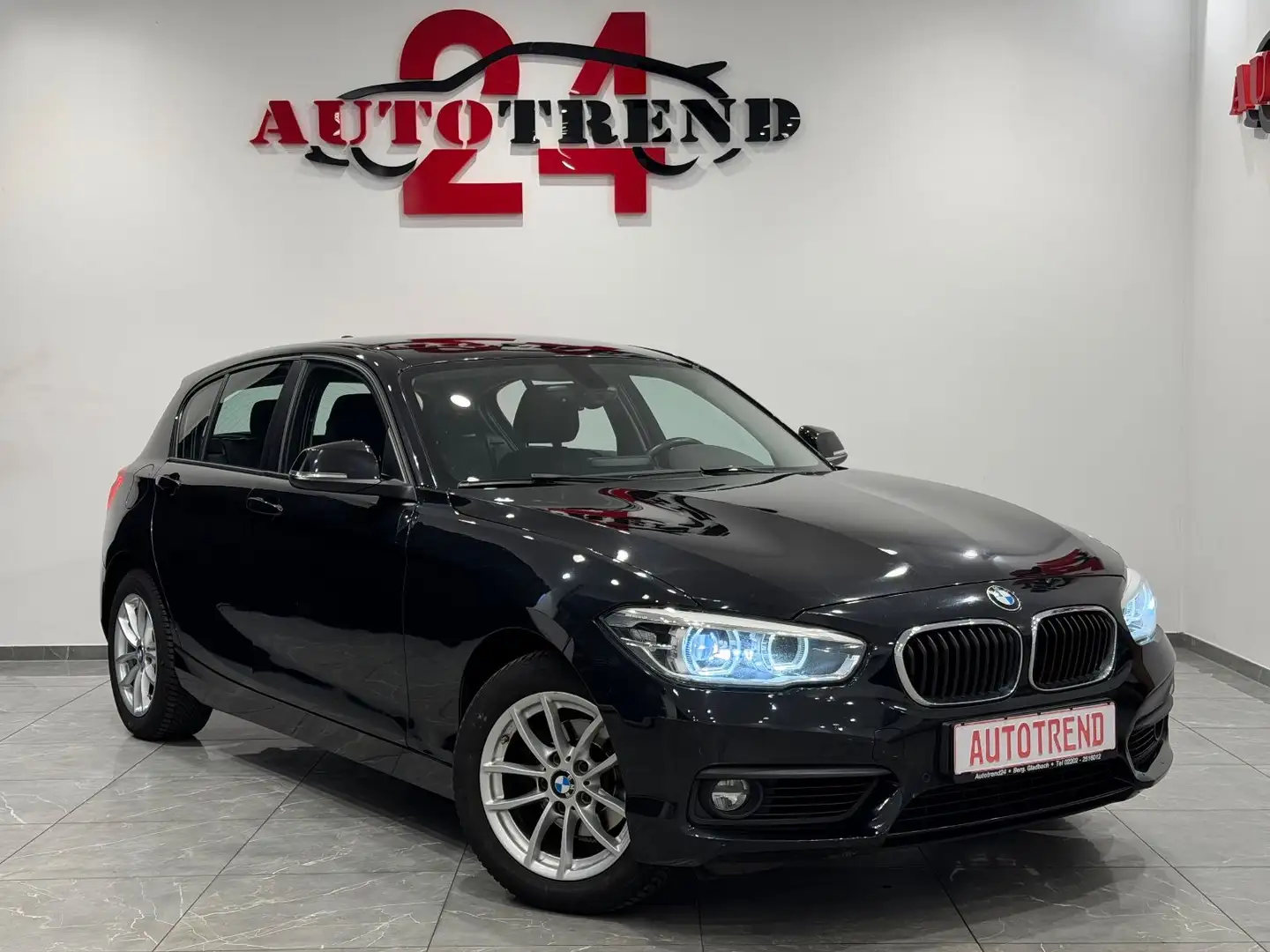 BMW 118 d Advantage AUTOMATIK+NAVI+LED+PDC+KLIMATR Noir - 2