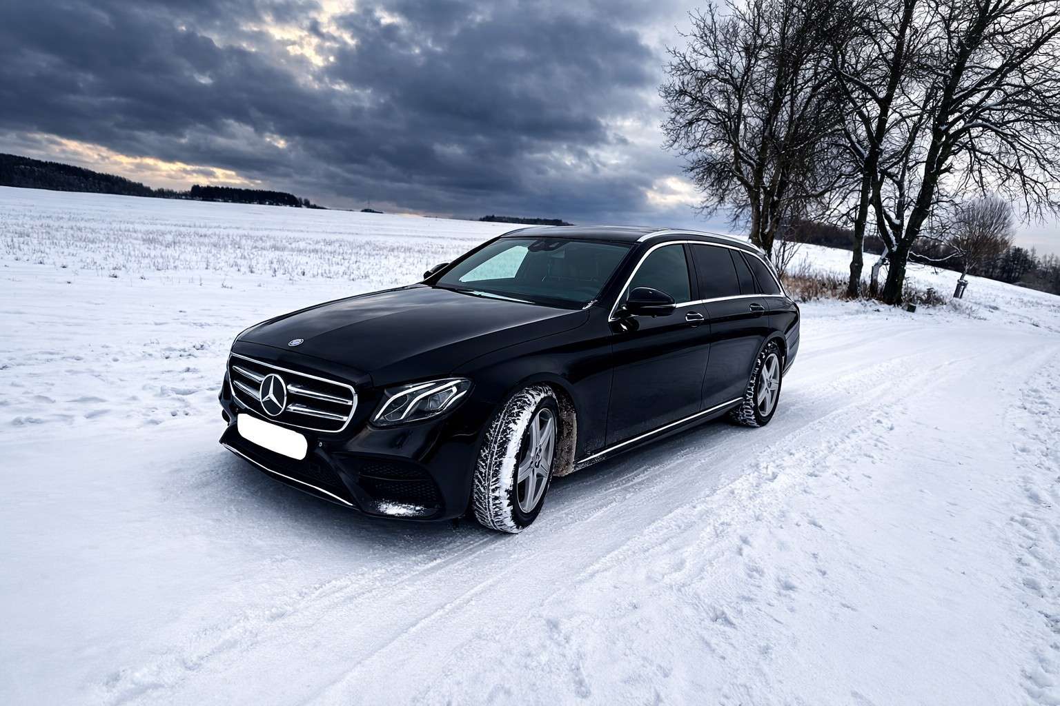 Second hand Mercedes Benz E-Class 300