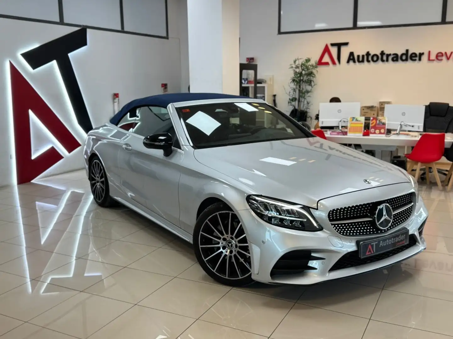 Mercedes-Benz C 200 Cabrio 9G-Tronic Gris - 2