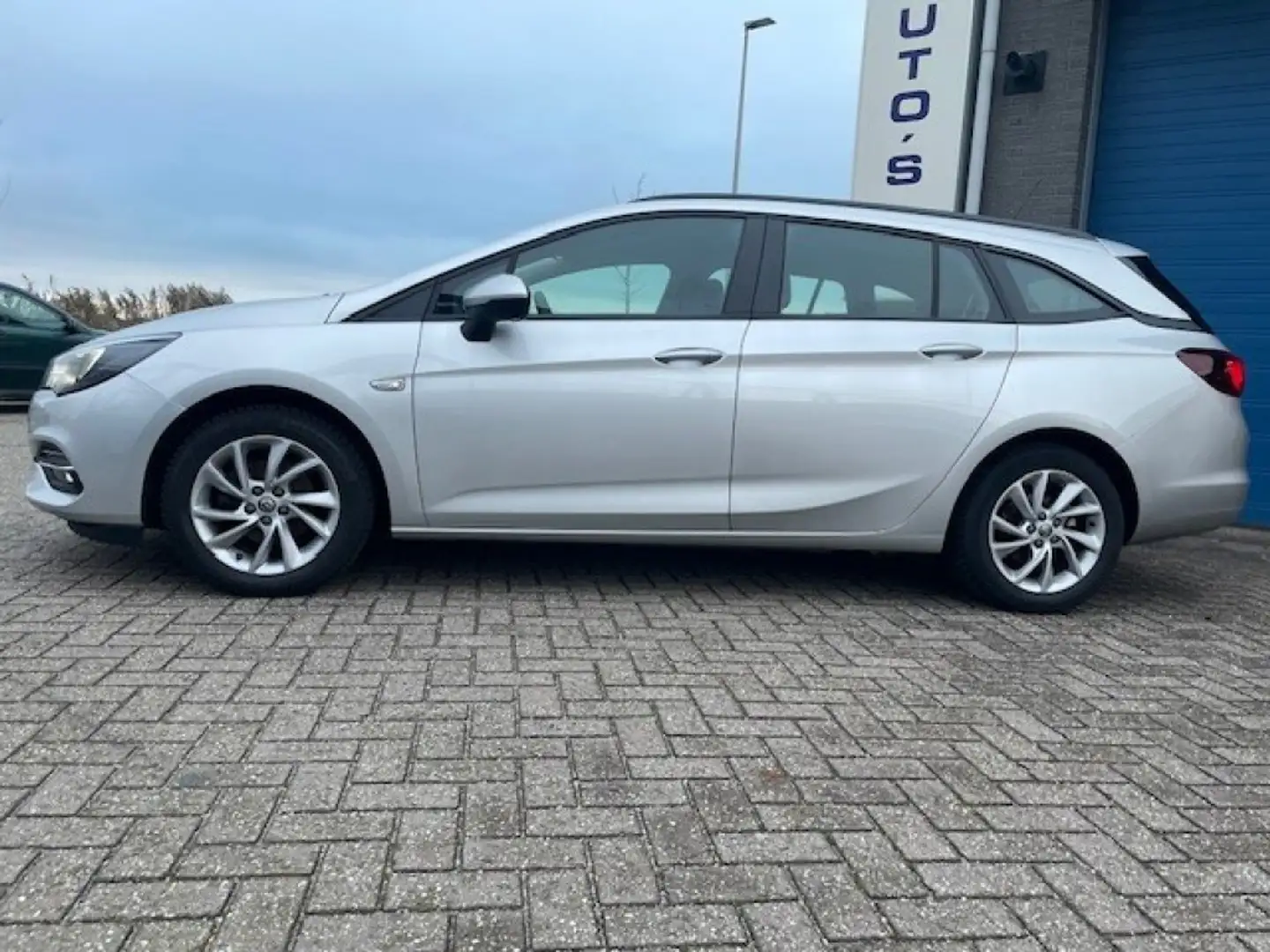 Opel Astra 1.2 EDITION Grijs - 2
