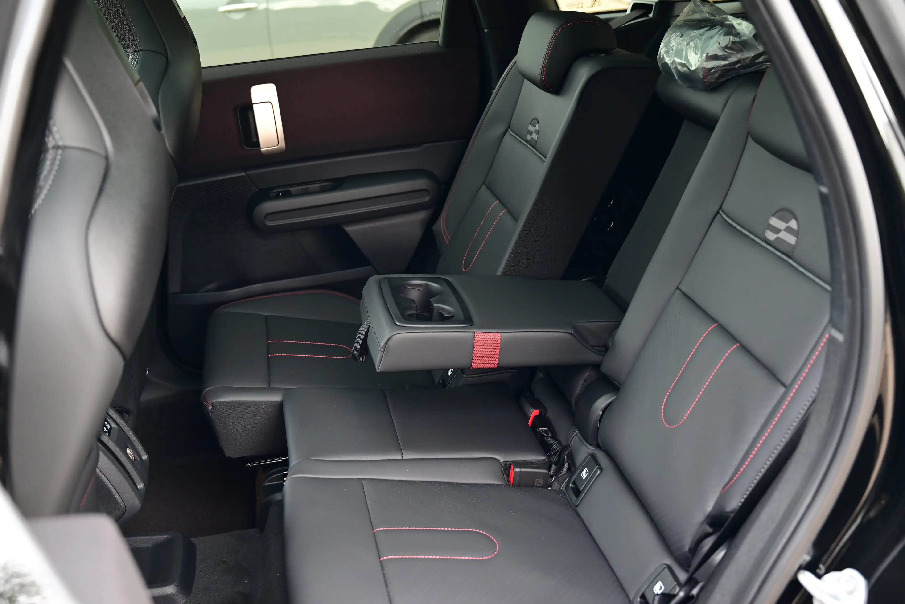 MINI Countryman S All4 JCW / SUNROOF / 360 CAMERA / FULL BLACK / ACC — photo 12