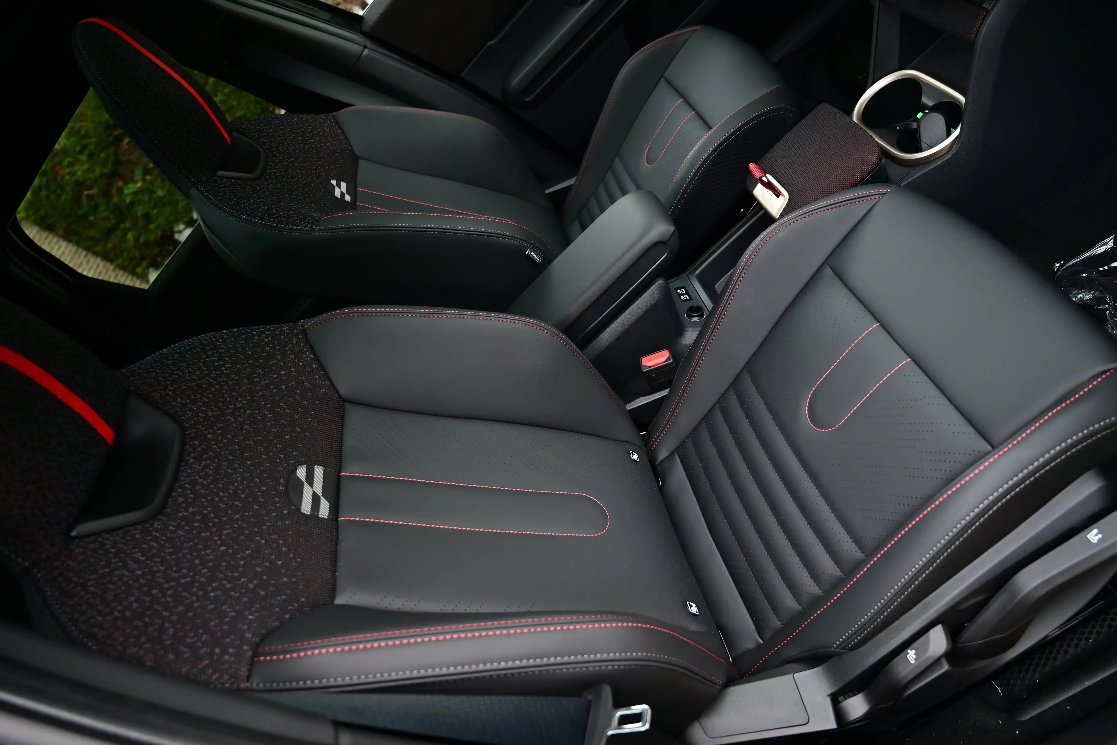 MINI Countryman S All4 JCW / SUNROOF / 360 CAMERA / FULL BLACK / ACC — photo 14