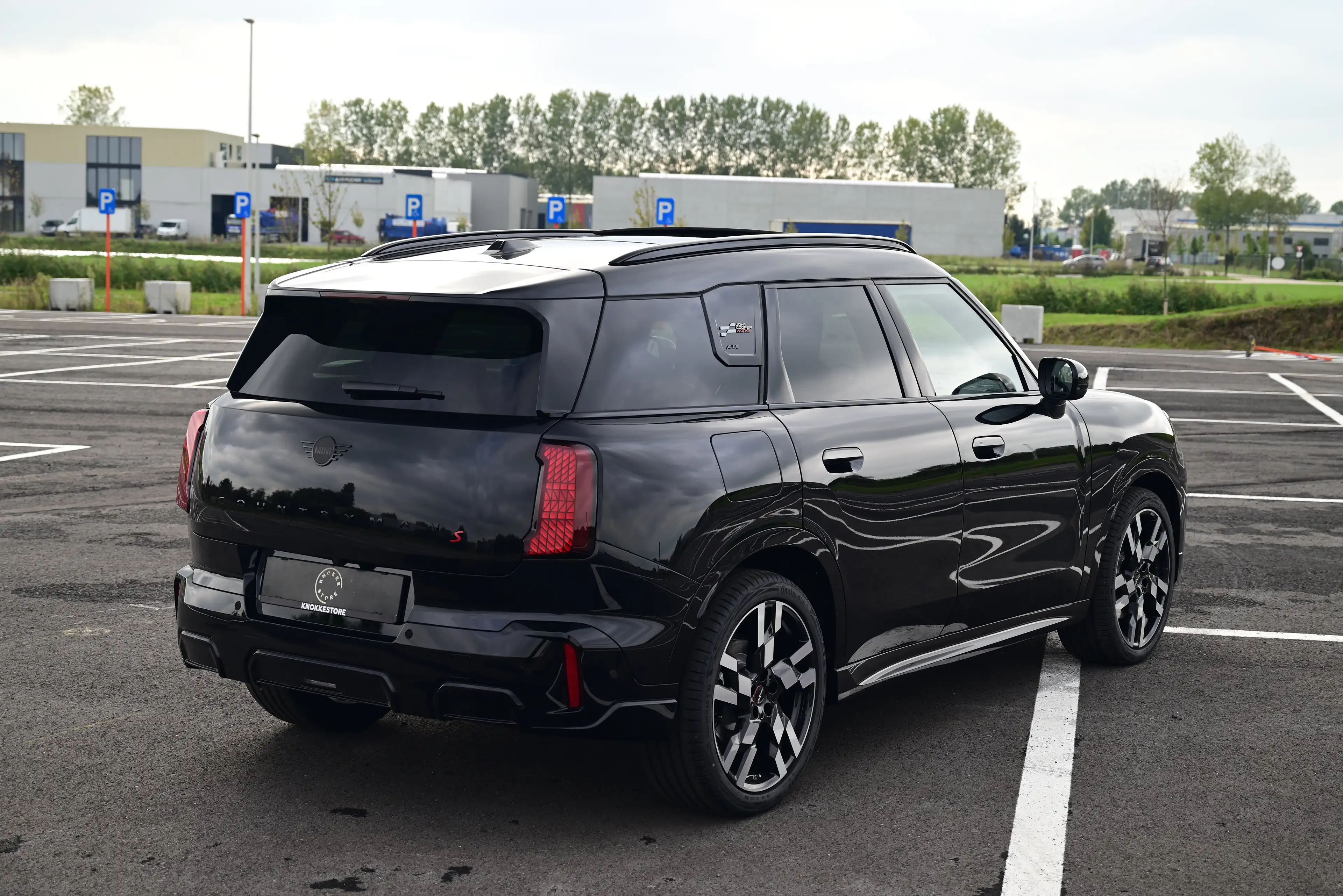 MINI Countryman S All4 JCW / SUNROOF / 360 CAMERA / FULL BLACK / ACC — photo 8