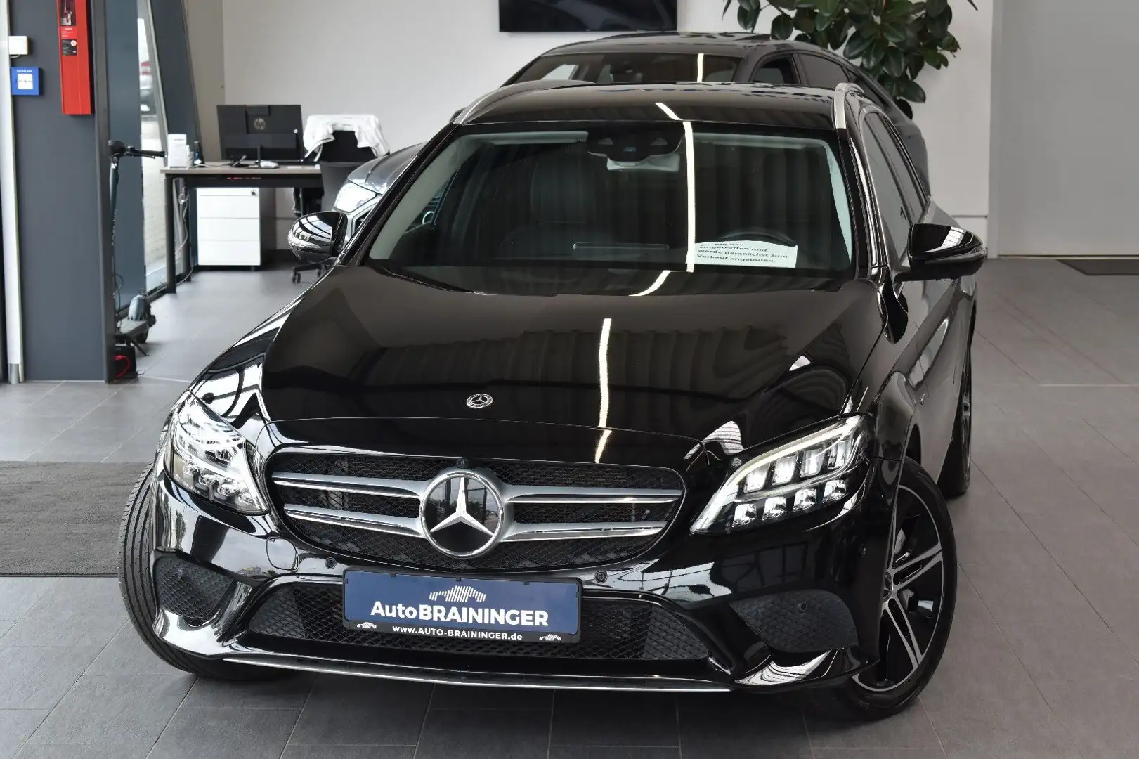 Mercedes-Benz C 300 de T 9G-tron. Avantgarde LED~Distronic~360° Schwarz - 1