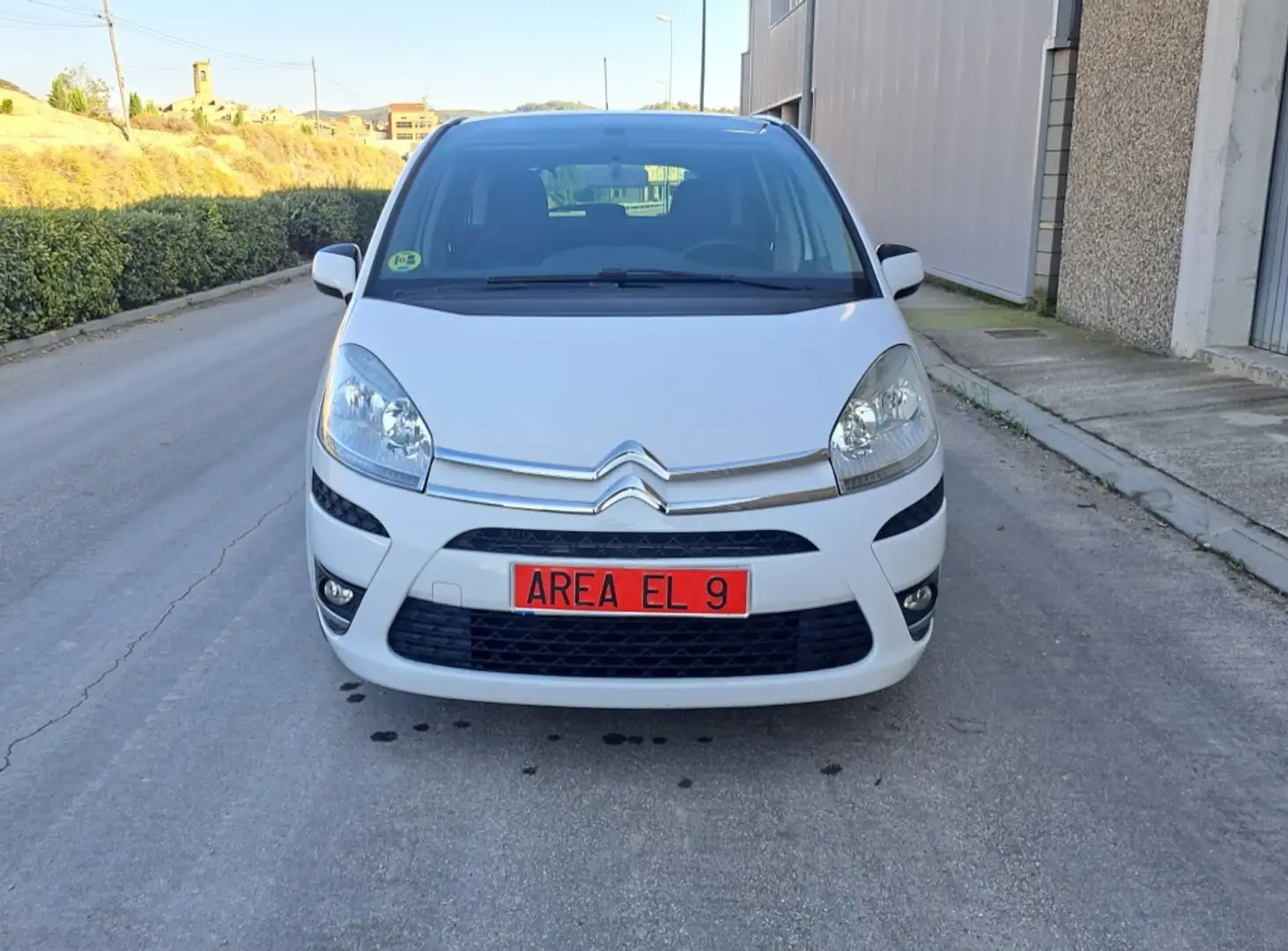 Citroen C4 Picasso 1.6e-HDi Intensive 115 Bílá - 2