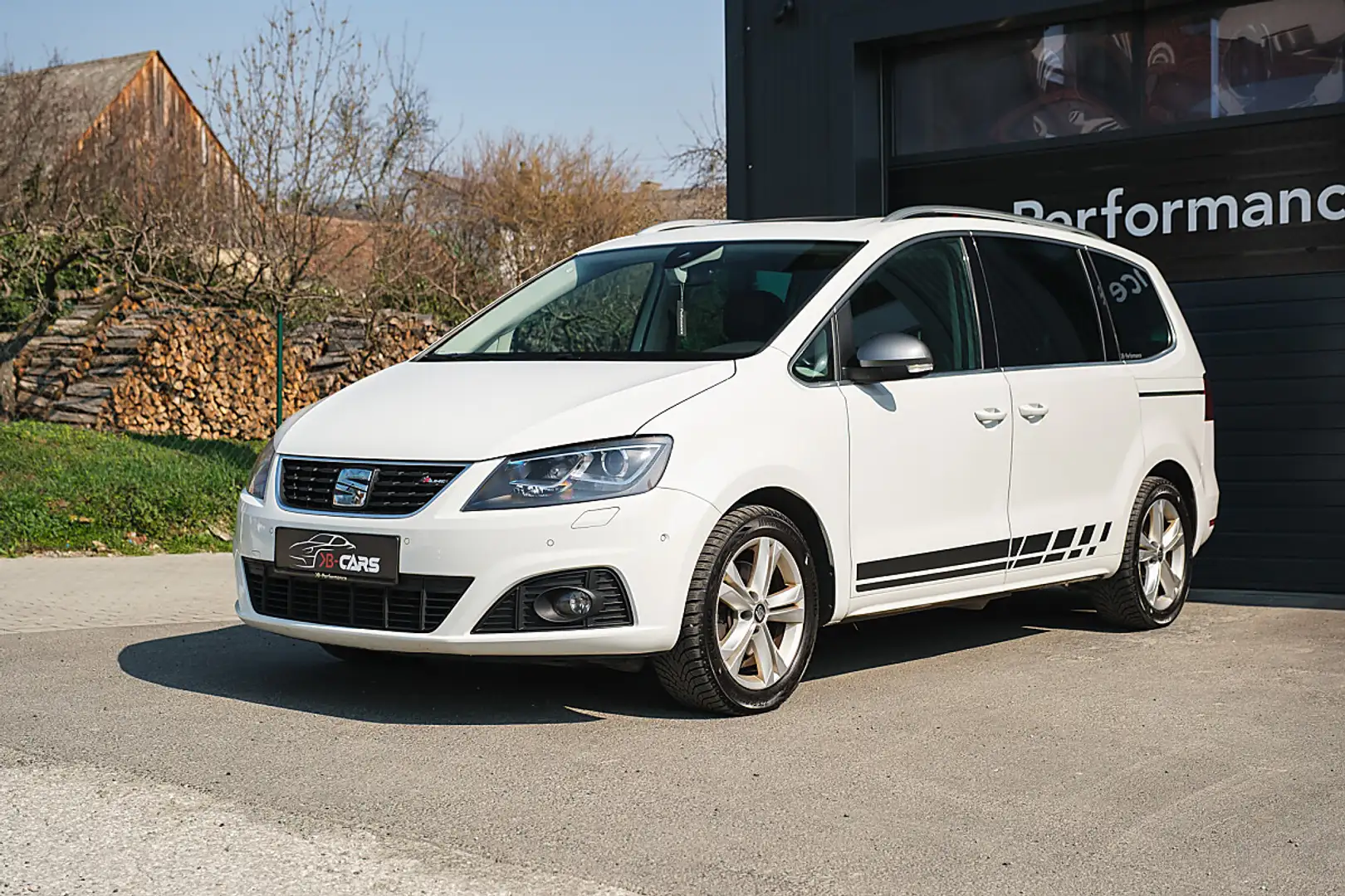 SEAT Alhambra FR 2,0 TDI DSG /AHK/BI-XENON/PANO/DCC/ACC/STHZ/... Weiß - 2