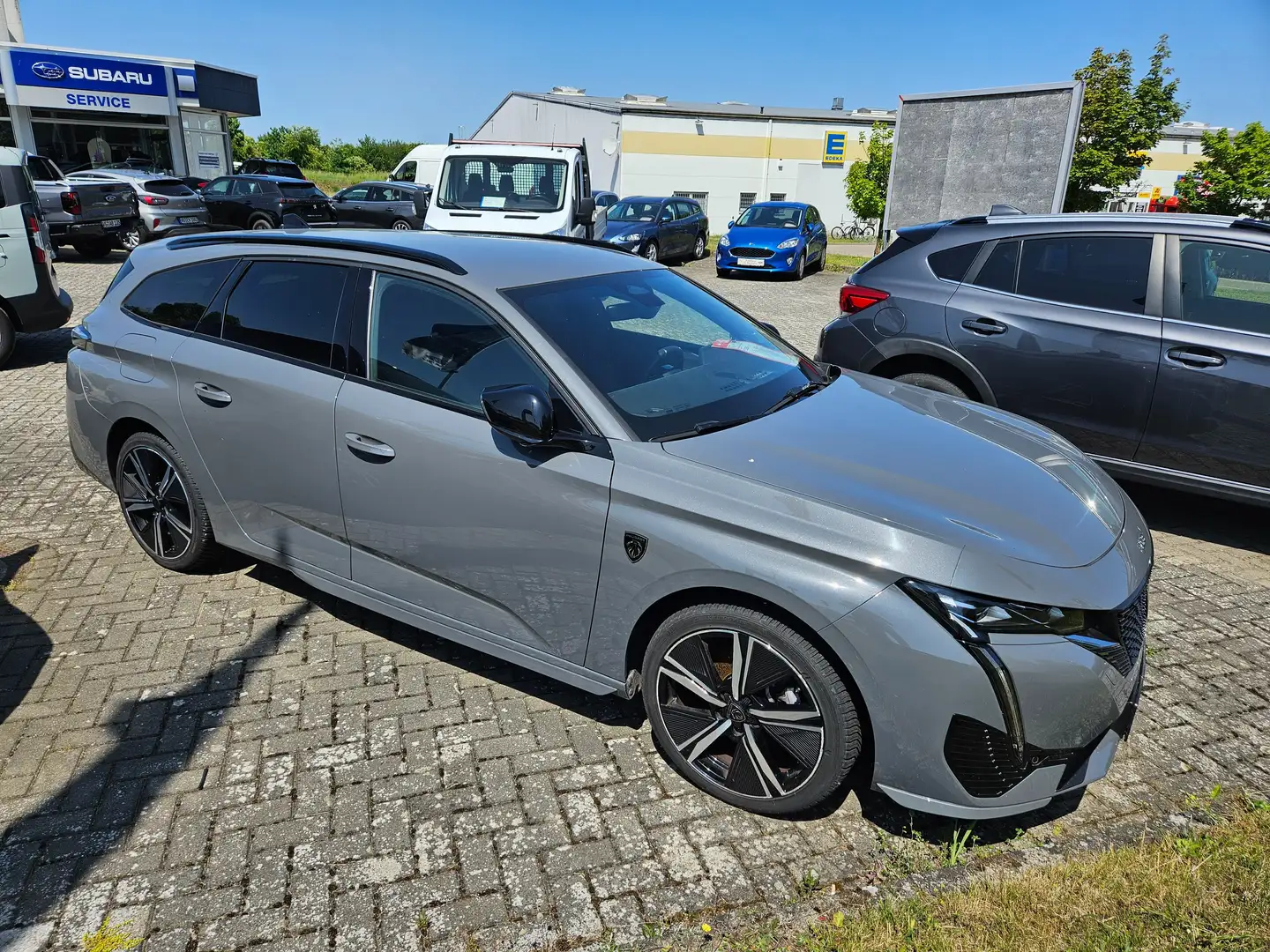 Peugeot 308 GT Winterpaket, Technopaket, Ganzjahresreifen - 1