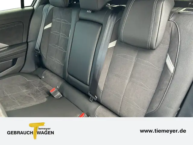 Opel Astra view 11