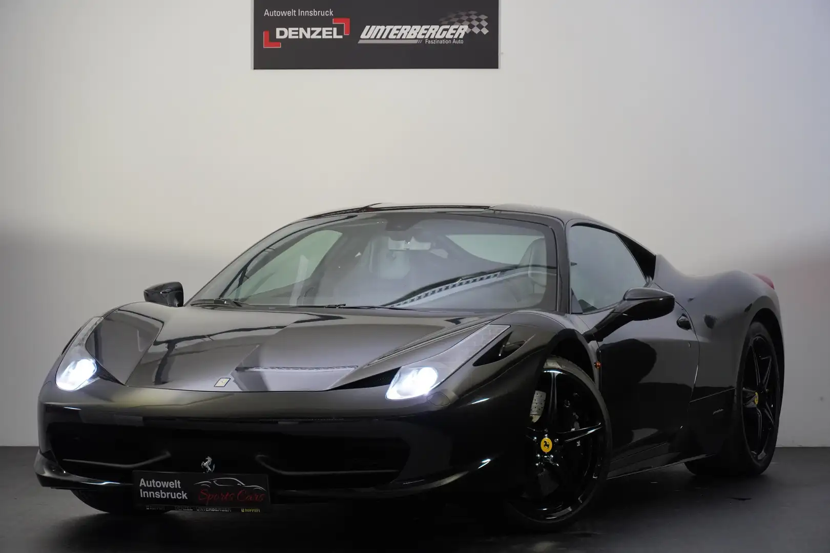 Ferrari 458 Italia - 1