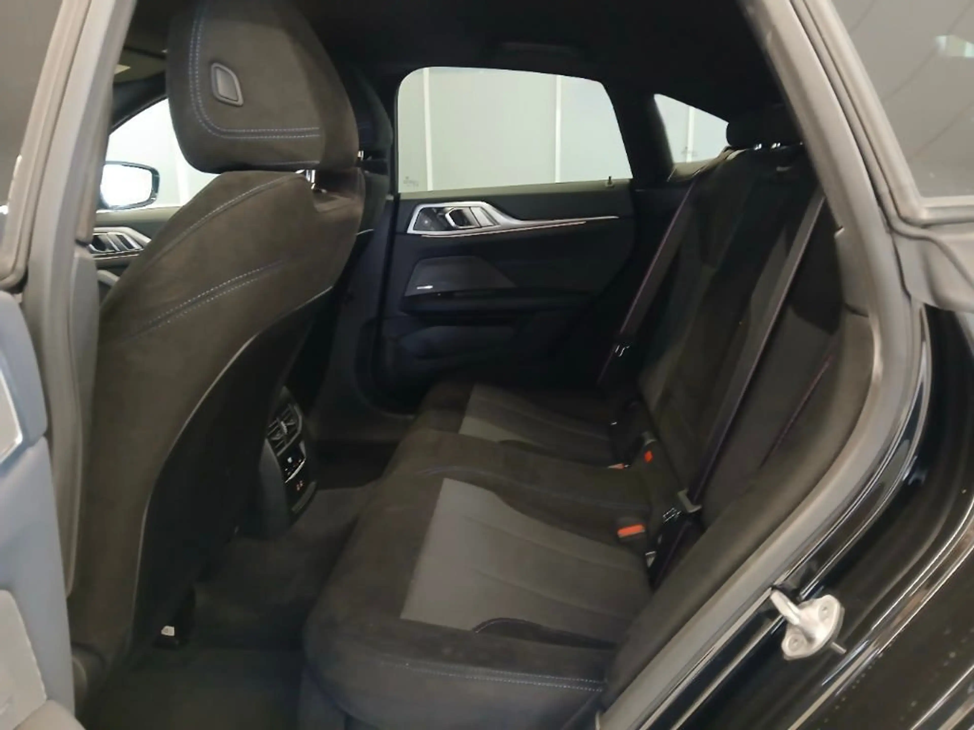 BMW 420 d xDrive Gran Coupe M Sport PRO AHK/360°/HUD — photo 12