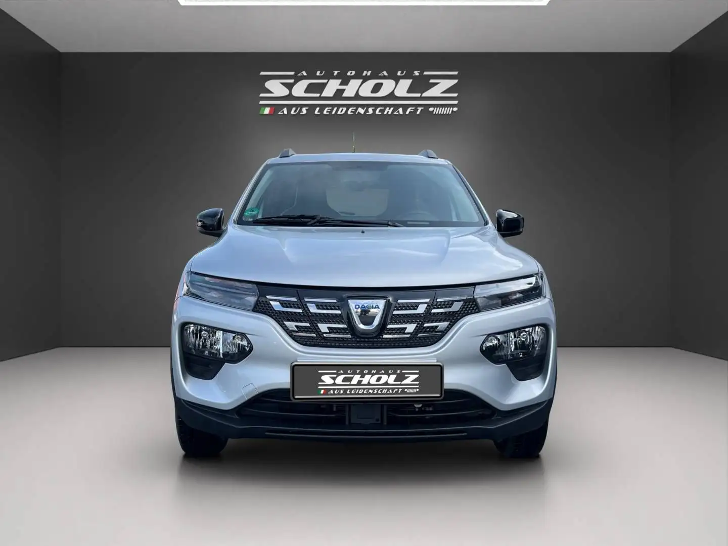 Dacia Spring Comfort Plus Grau - 2