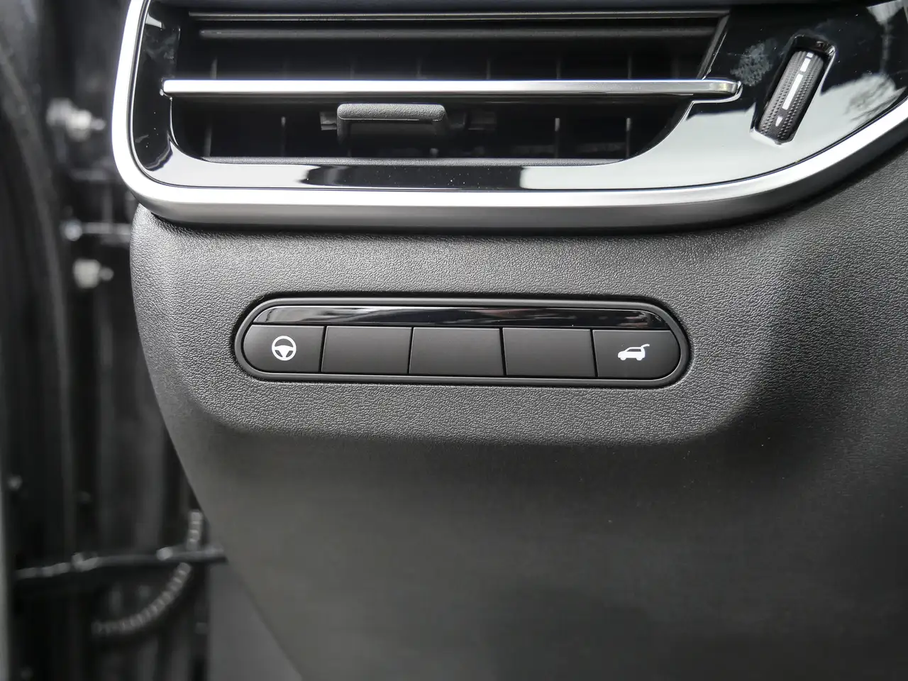 Infiniti QX60 снимка Infiniti QX60