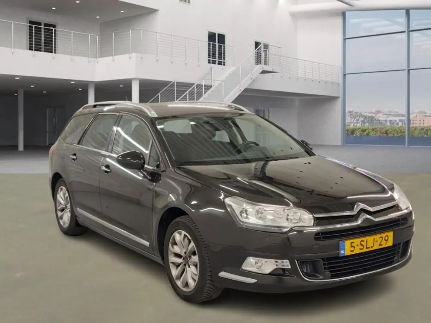 Citroen C5 Tourer 1.6 THP Collection Brun - 2