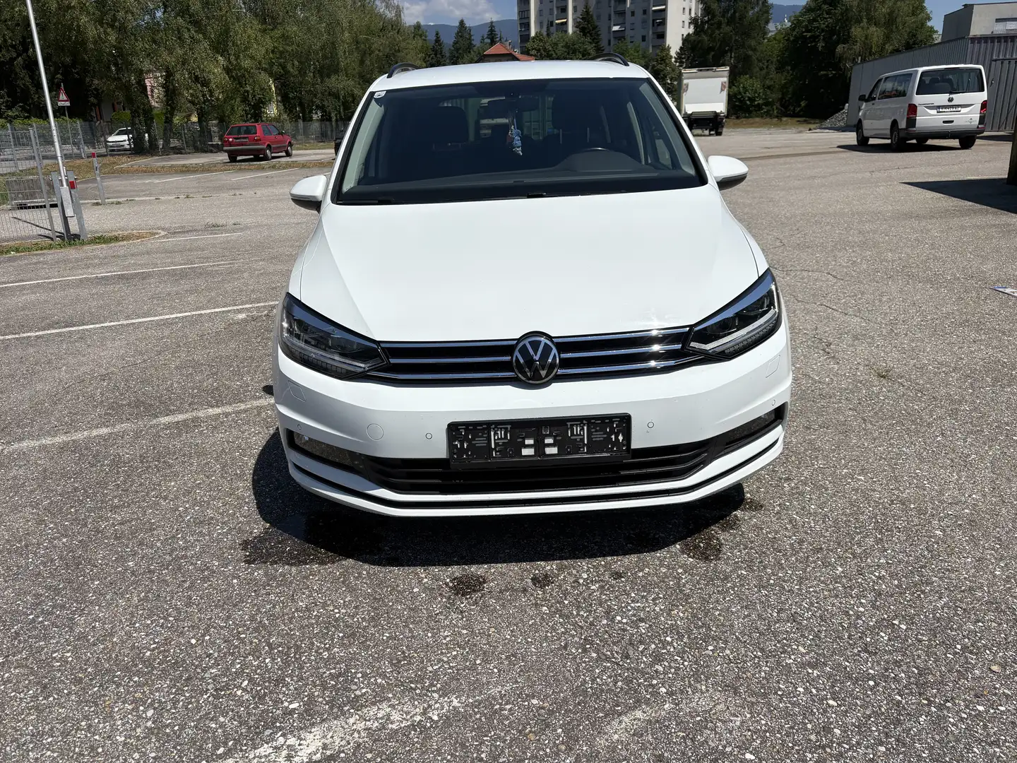 Volkswagen Touran Comfortline 2,0 SCR TDI Weiß - 2