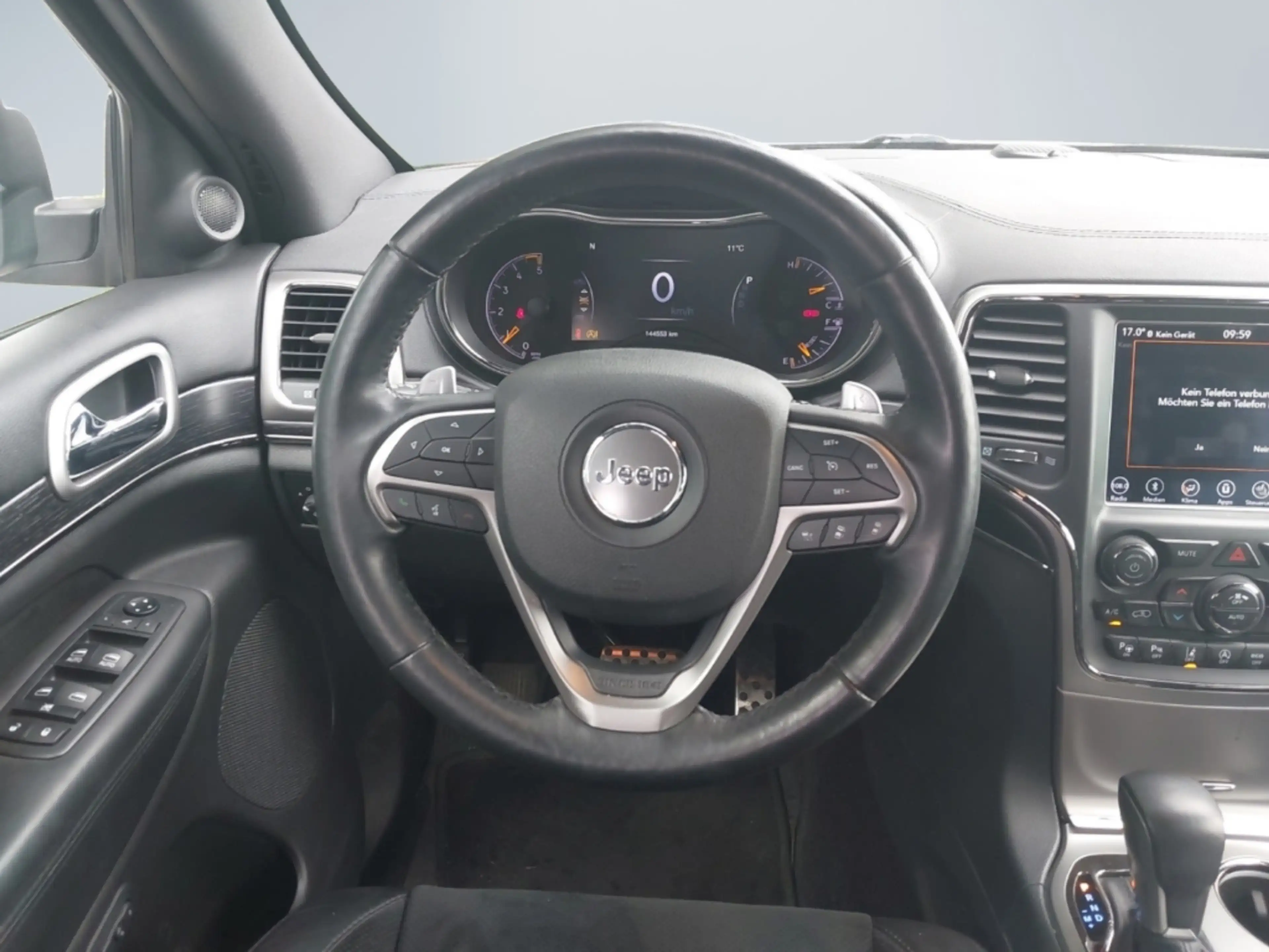 Jeep Grand Cherokee Overland 3.0 CRD MultiJet Luftfederung Niveau AHK — photo 12