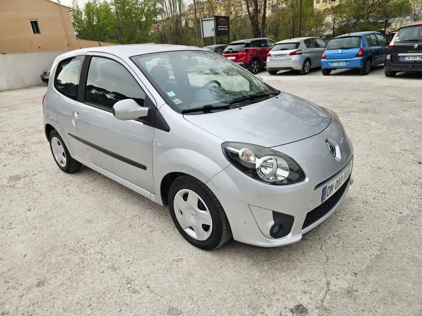 Renault Twingo Dynamique 1.5 dci Gris - 1