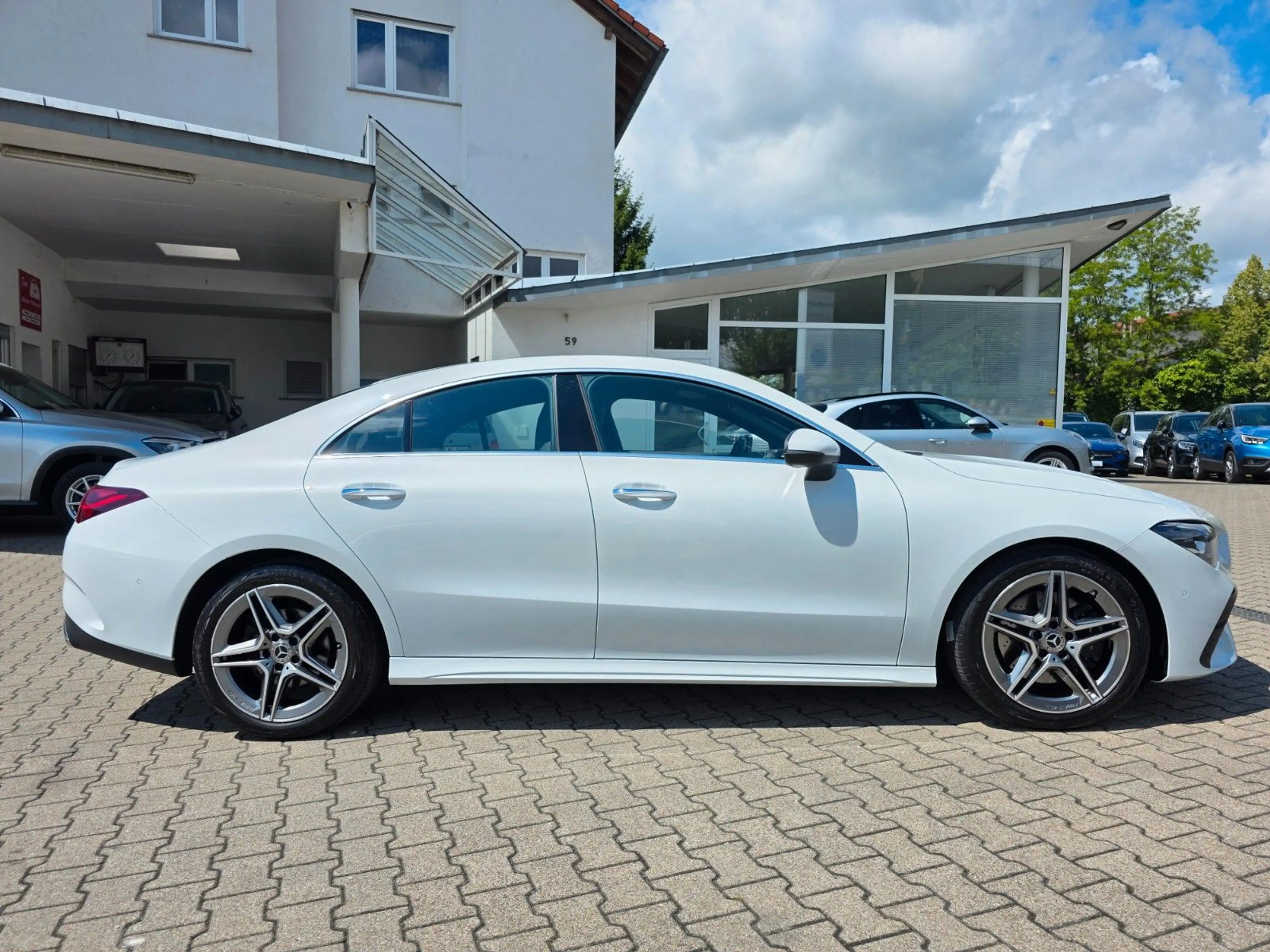 Mercedes-Benz CLA 200 d Kamera/LED/AMG Line — photo 6