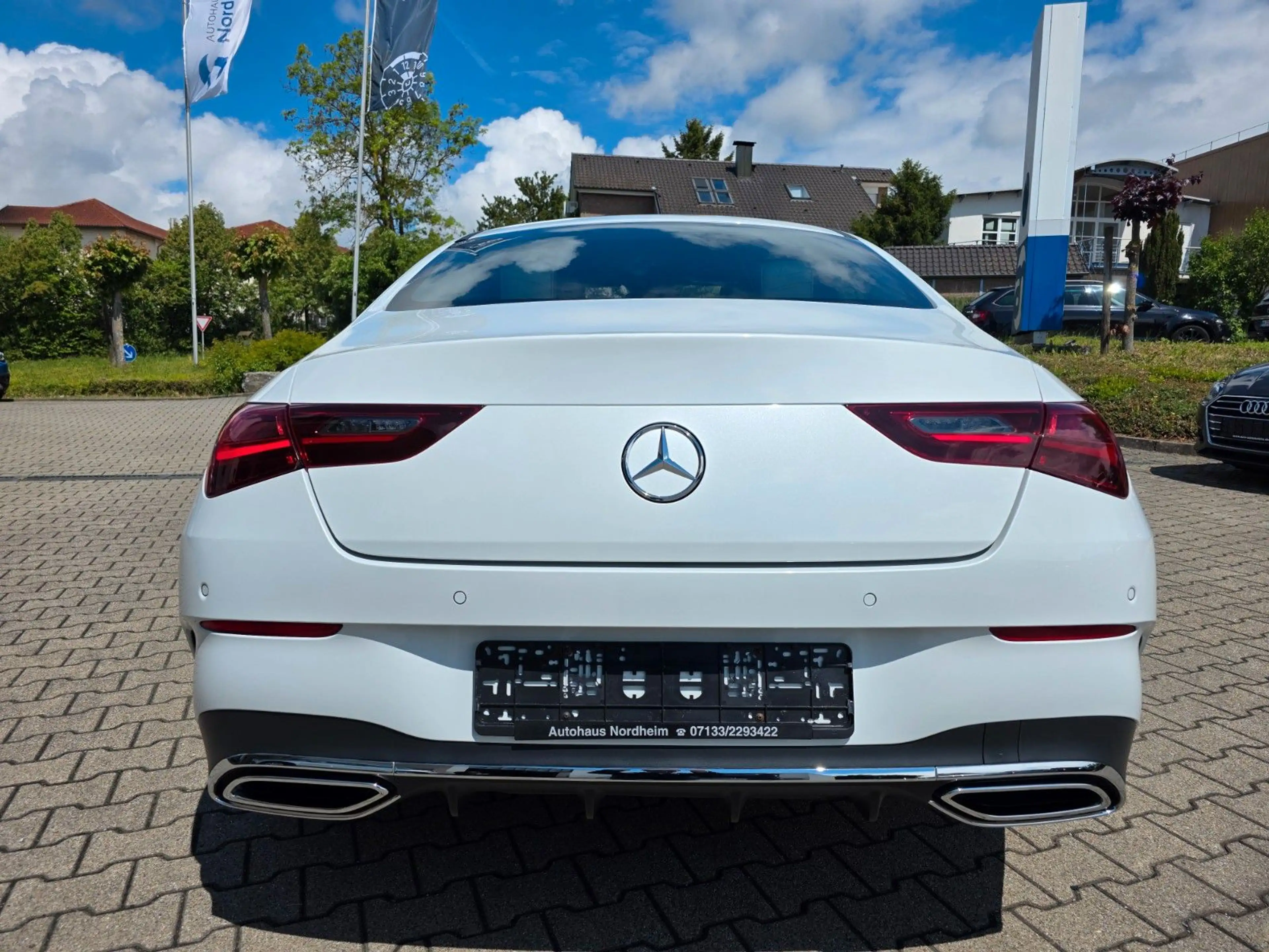 Mercedes-Benz CLA 200 d Kamera/LED/AMG Line — photo 9