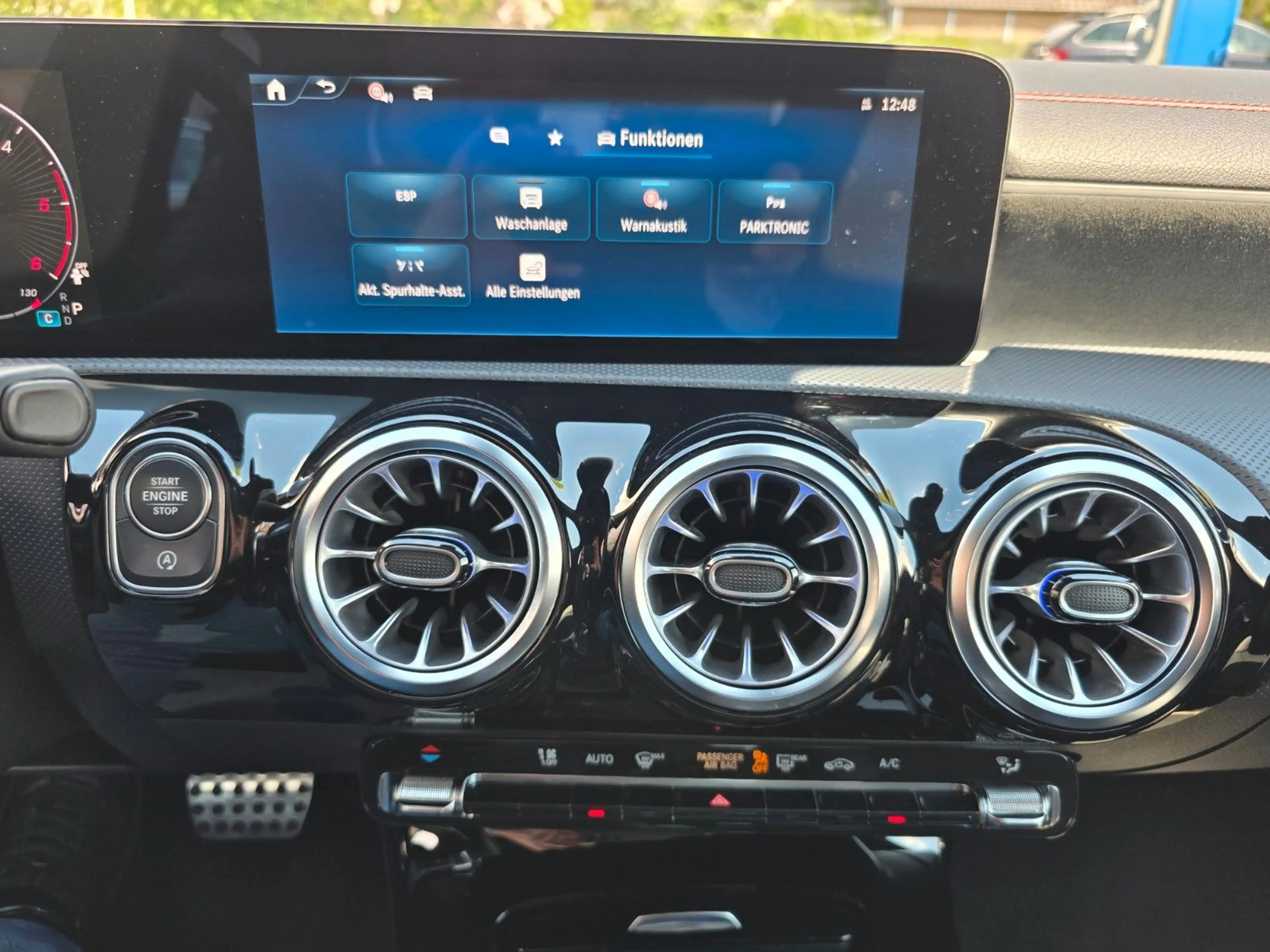 Mercedes-Benz CLA 200 d Kamera/LED/AMG Line — photo 14