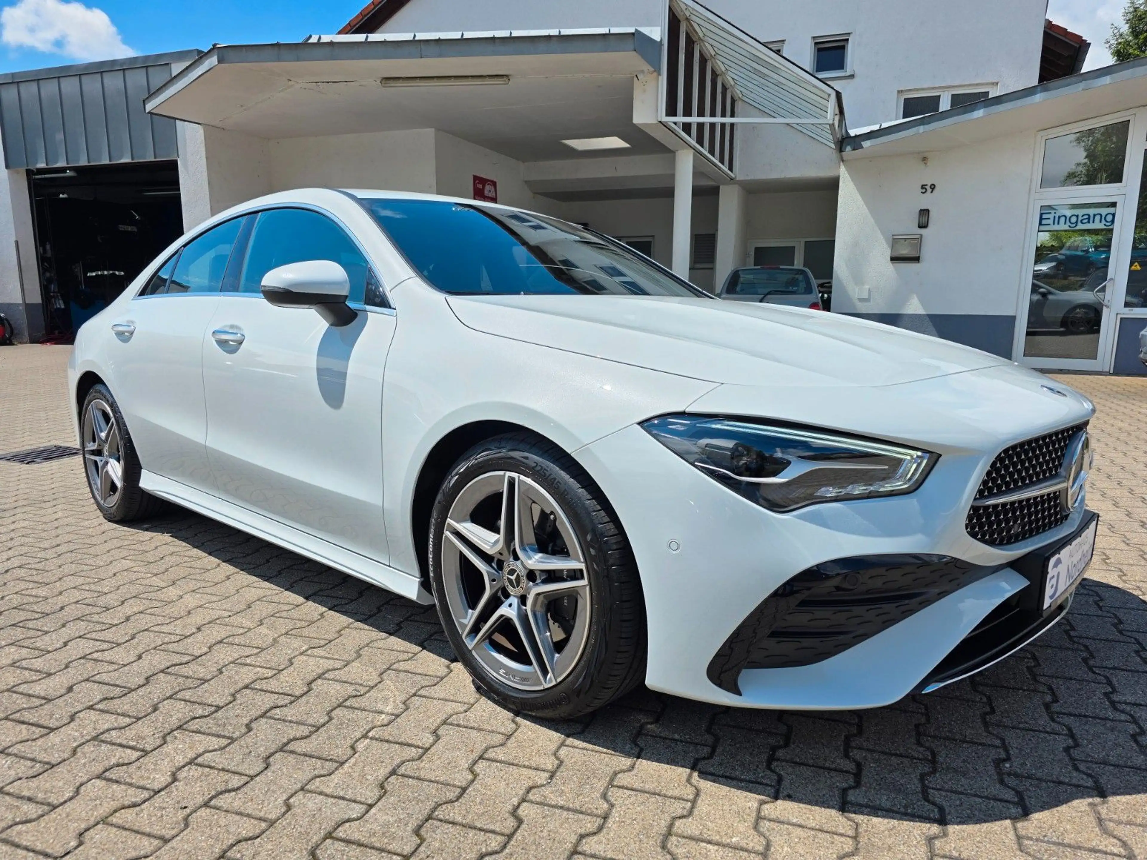Mercedes-Benz CLA 200 d Kamera/LED/AMG Line — photo 3