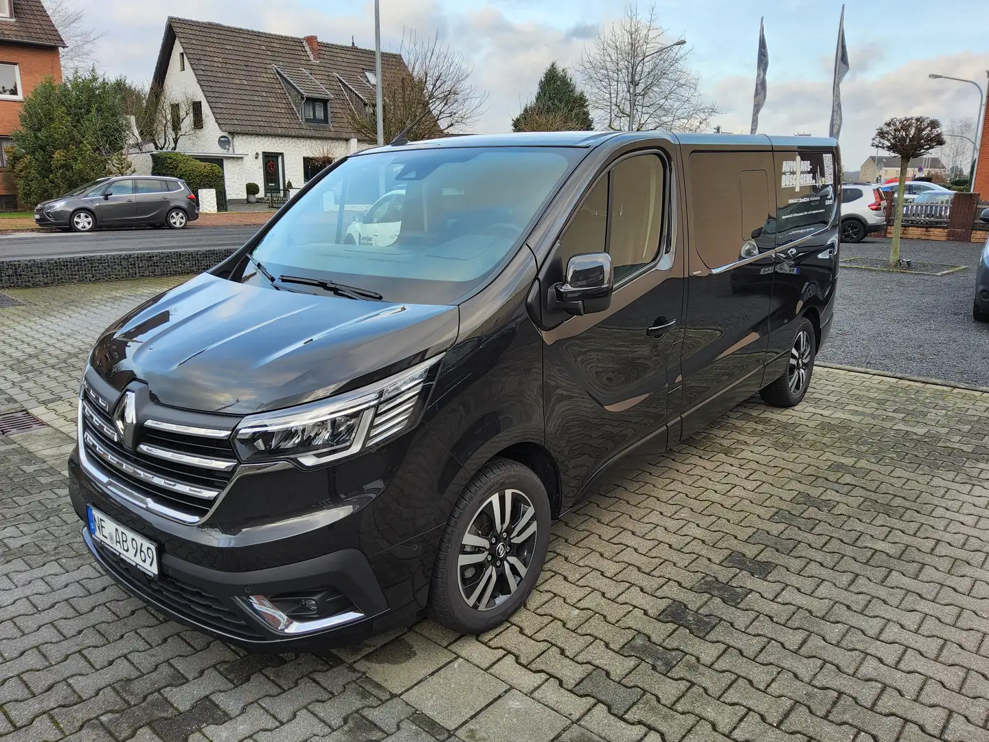 Renault Trafic Blue dCi 170 EDC Grand Spaceclass Fekete - 1