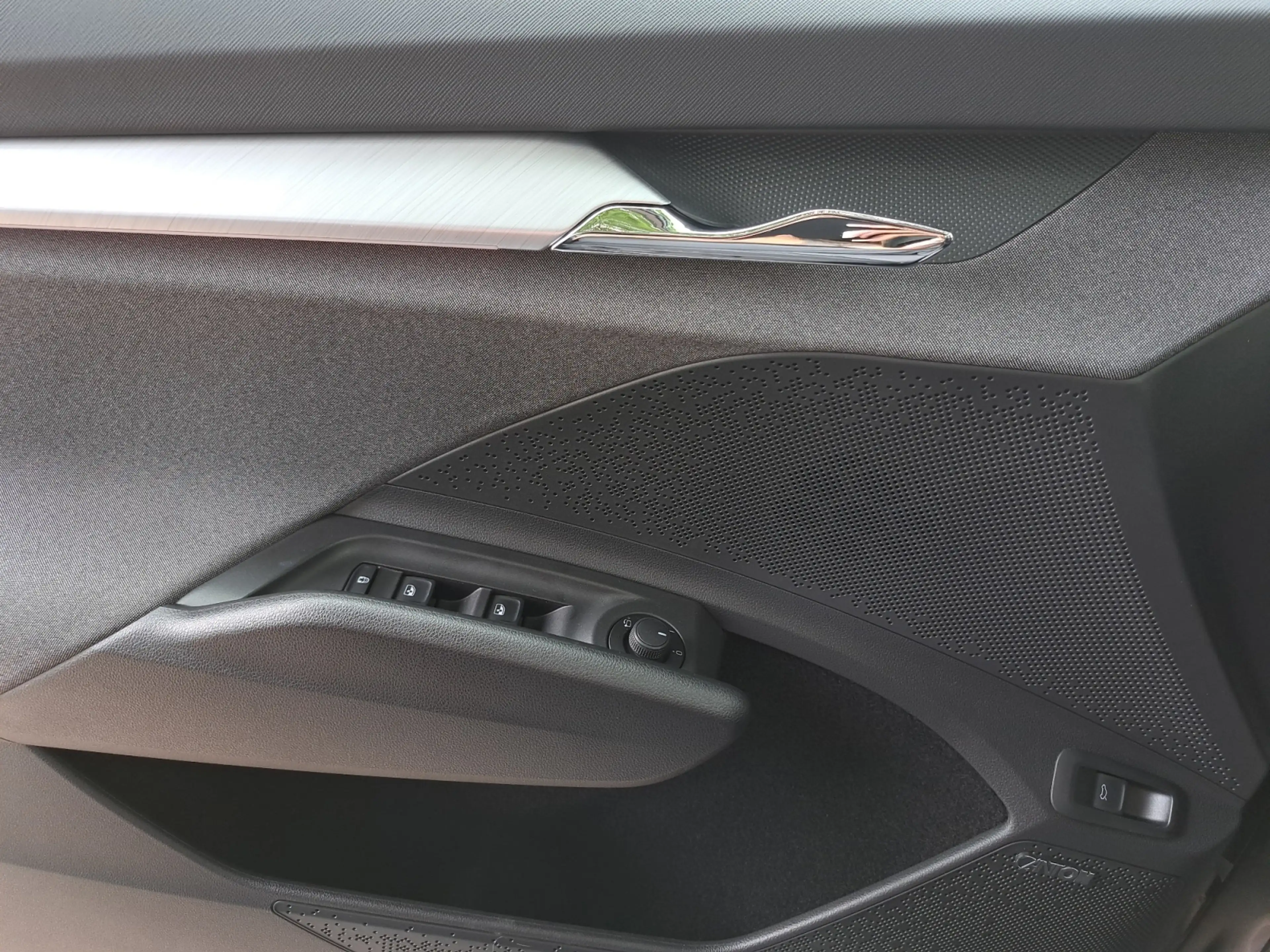 Skoda Enyaq Coupé 80 AHK PANO NAV 20" CANTON APP MATRIX HEAD — photo 15