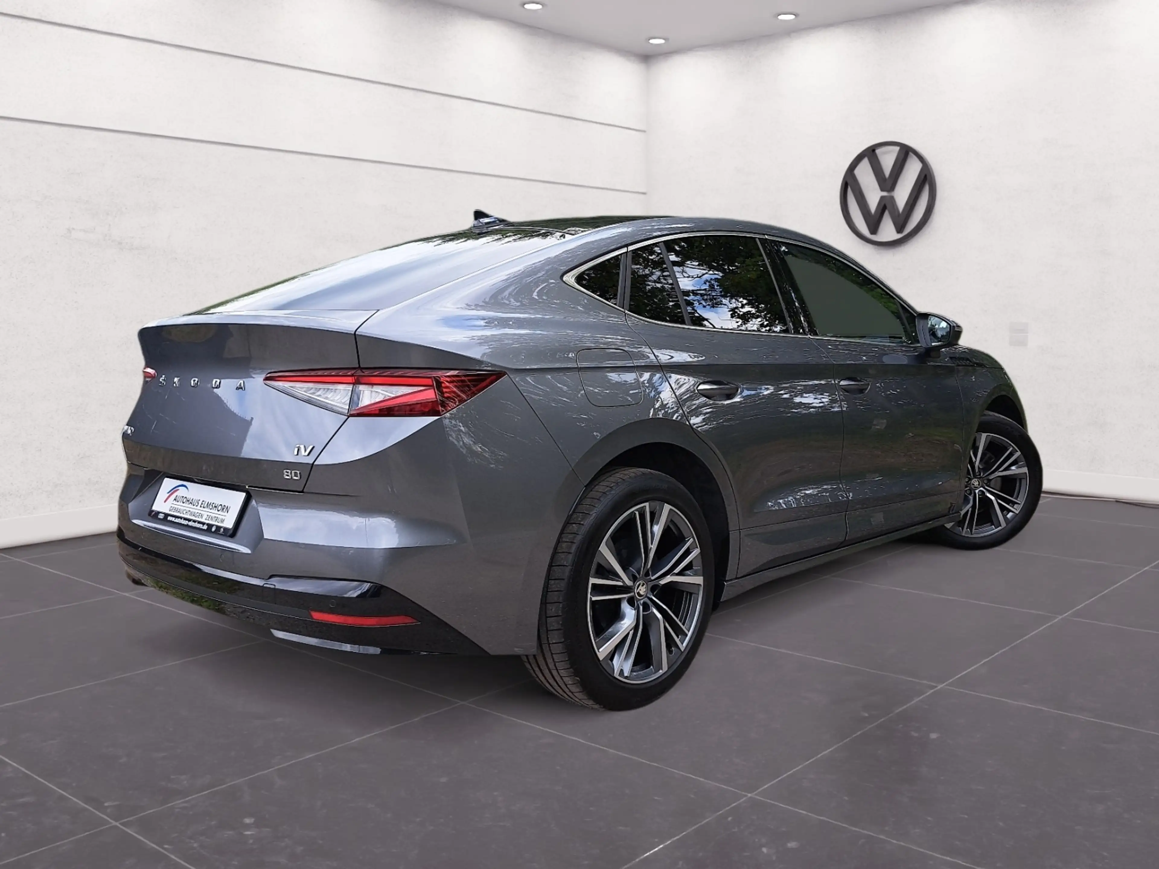 Skoda Enyaq Coupé 80 AHK PANO NAV 20" CANTON APP MATRIX HEAD — photo 8