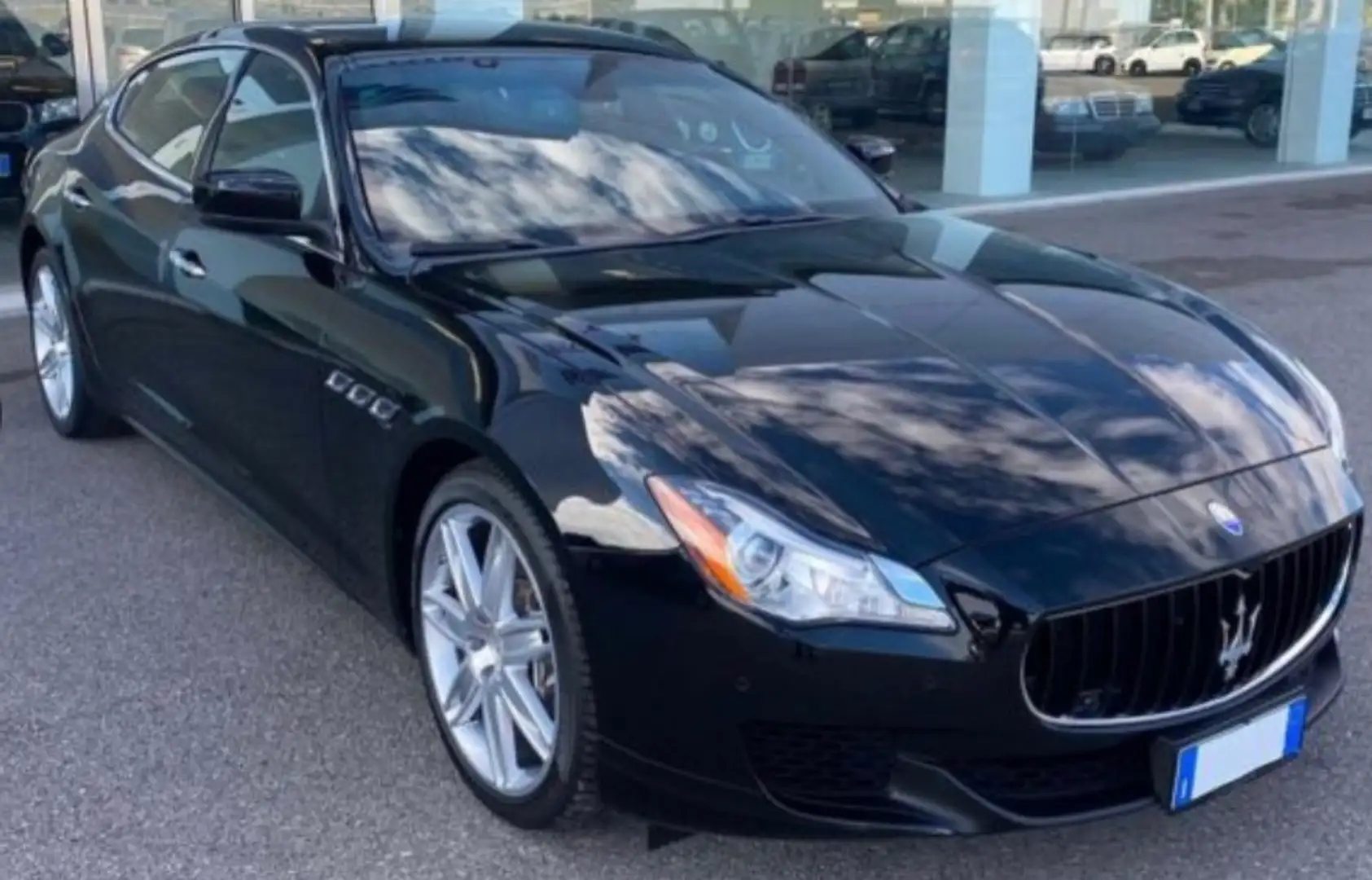 Maserati Quattroporte Nero - 1