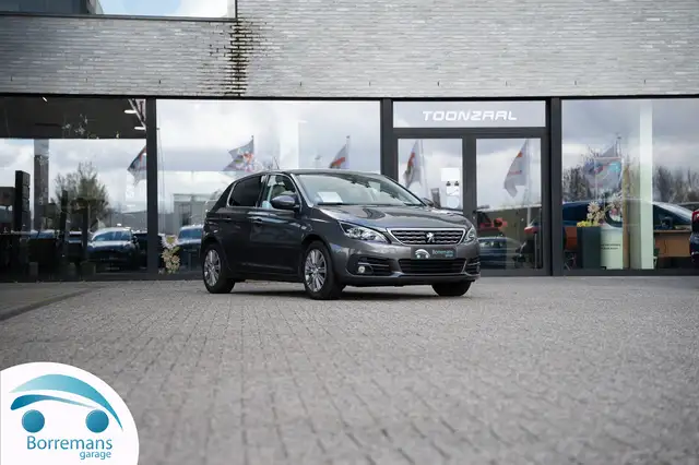 Peugeot 308 ALLURE CarplayCamera/Navi/Lane Assist/....