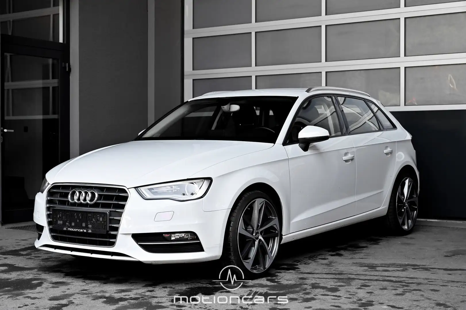 Audi A3 Sportback 1.6 TDI Ambition  Pickerl NEU Weiß - 1