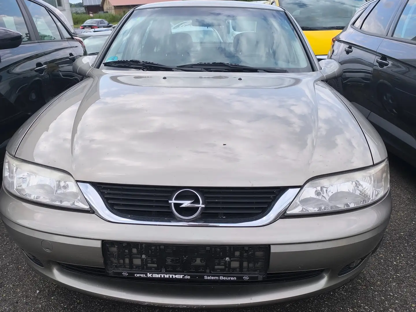 Opel Vectra 1.6 Сірий - 1