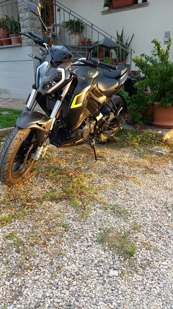 Keeway RKF 125 Nero - 1