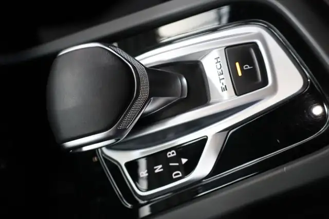 Renault Arkana view 14