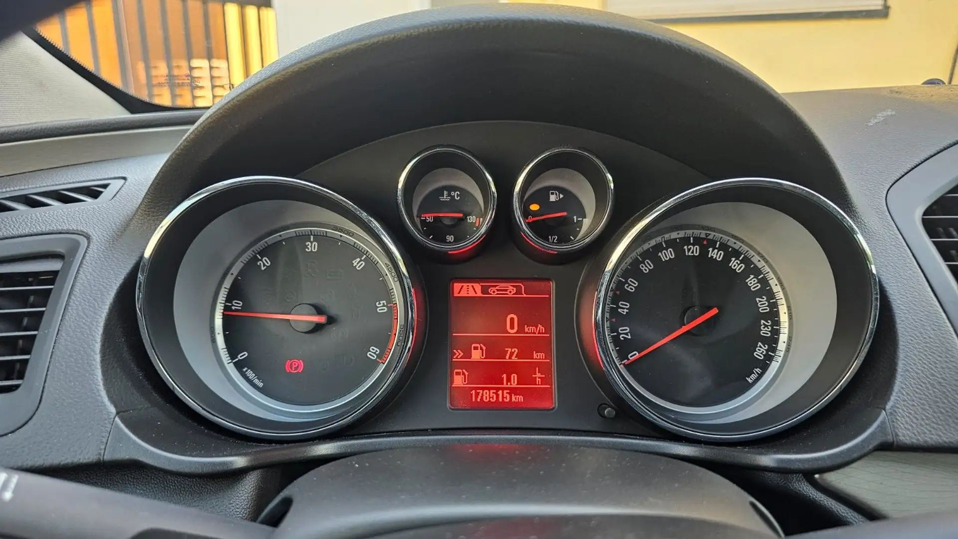 Opel Insignia A Sports Tourer Edition Navi Klima Grau - 2