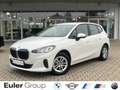 BMW 218 Active Tourer i A Navi Parkass. LED 2-Z-Klimaautom Weiß - thumbnail 1