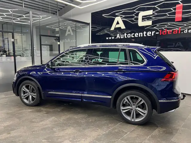 Volkswagen Tiguan view 4