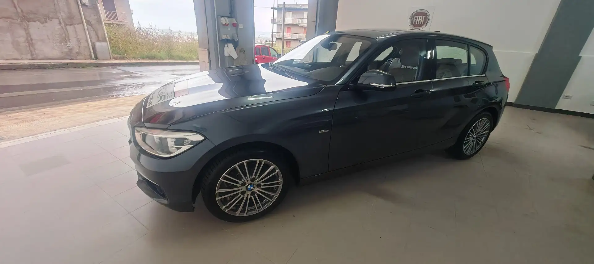 BMW 116 116d Urban 5p auto - 2
