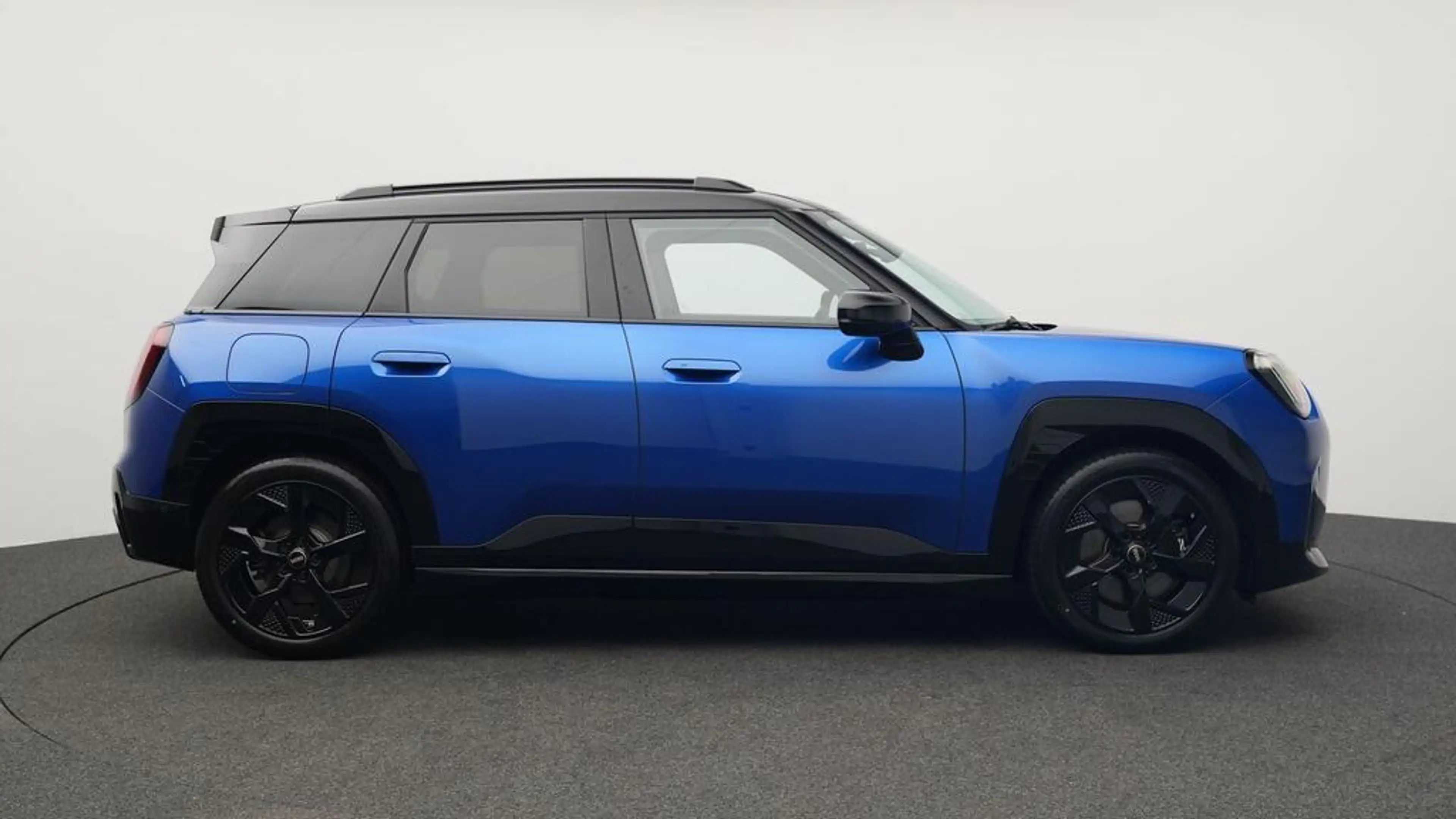 MINI Aceman John Cooper Works Trim — photo 2