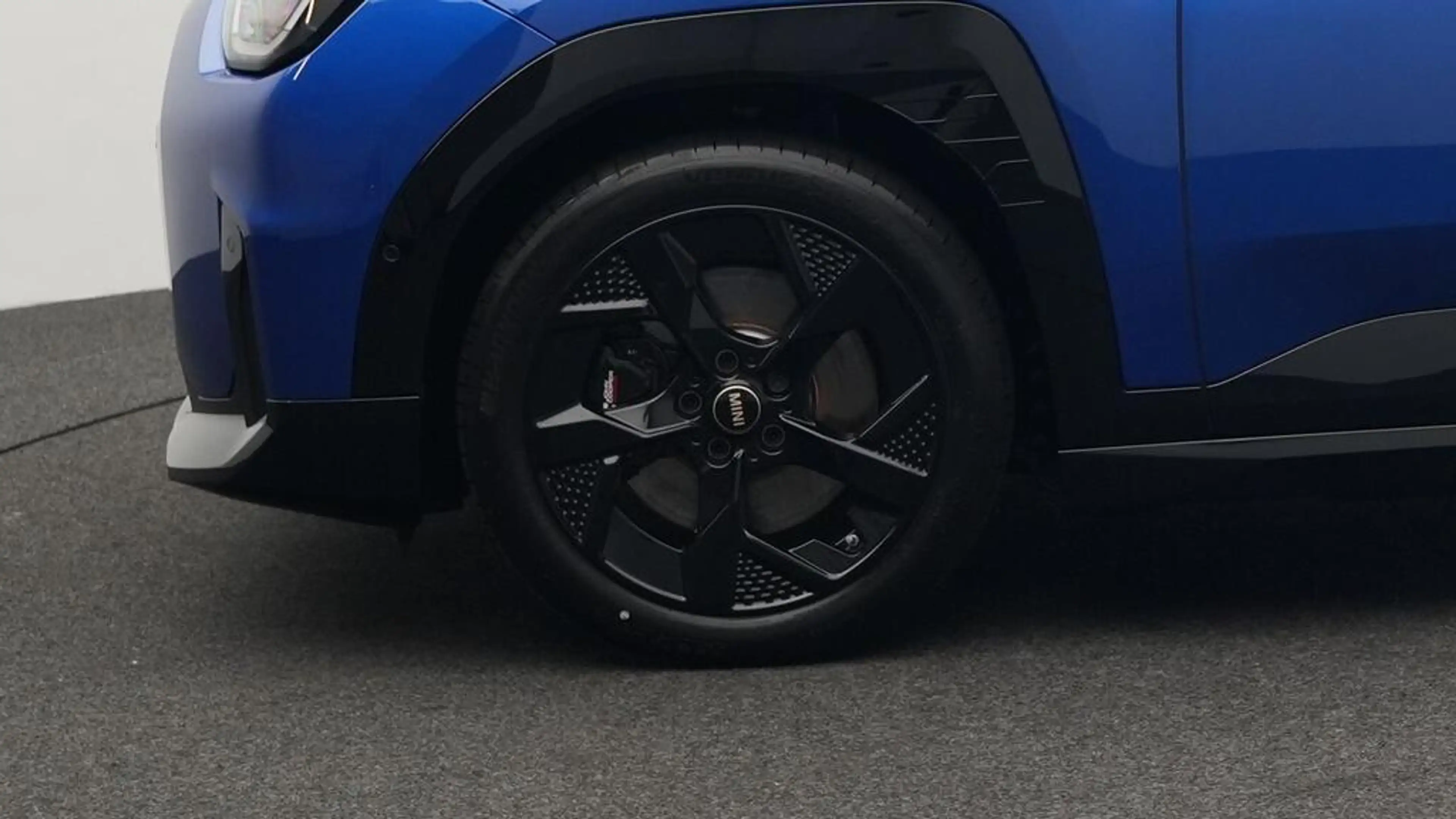 MINI Aceman John Cooper Works Trim — photo 10