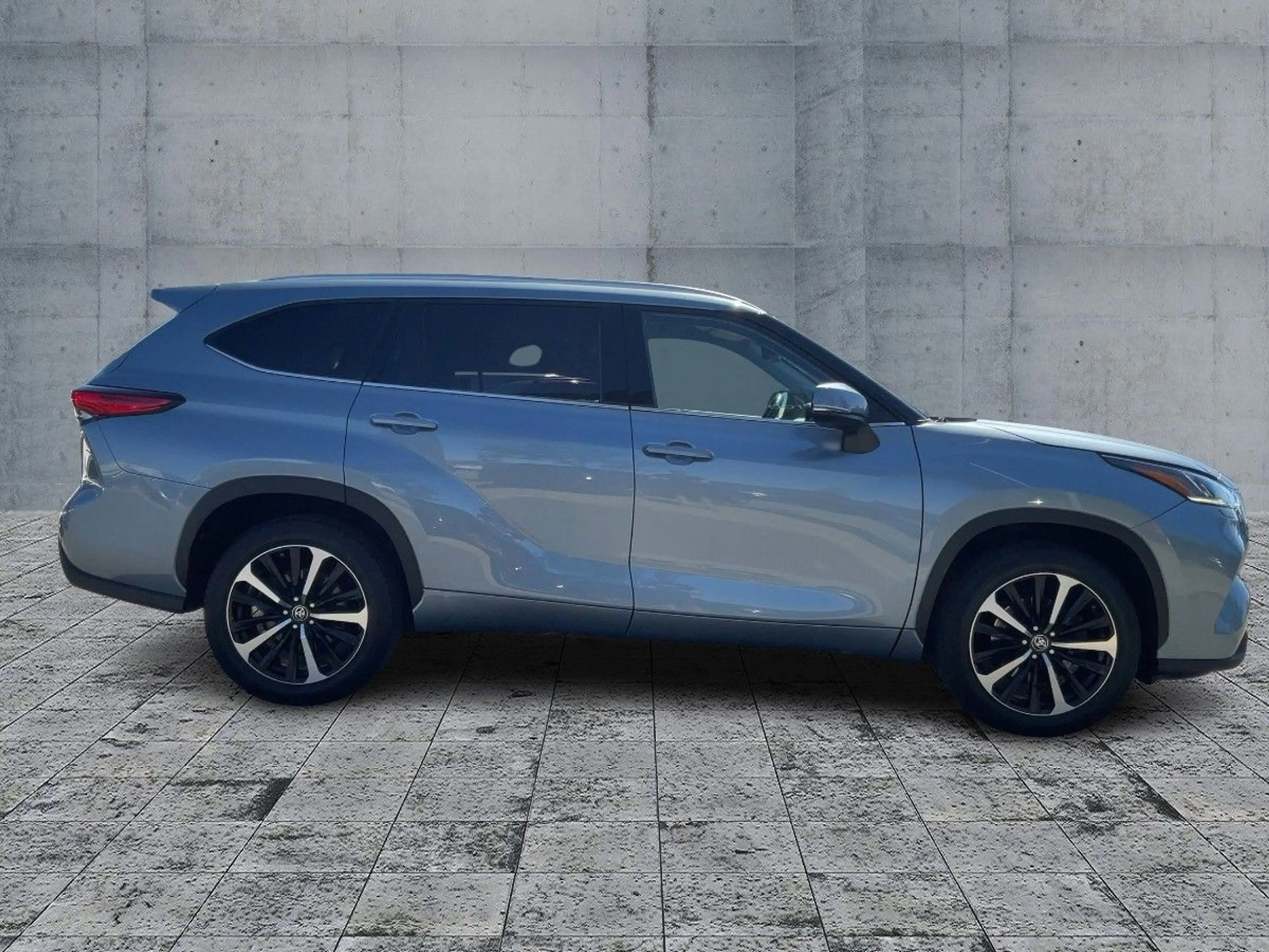 Toyota Highlander 2.5 LUXURY LED+NAVI+HuD+JBL+7-SITZER — photo 7
