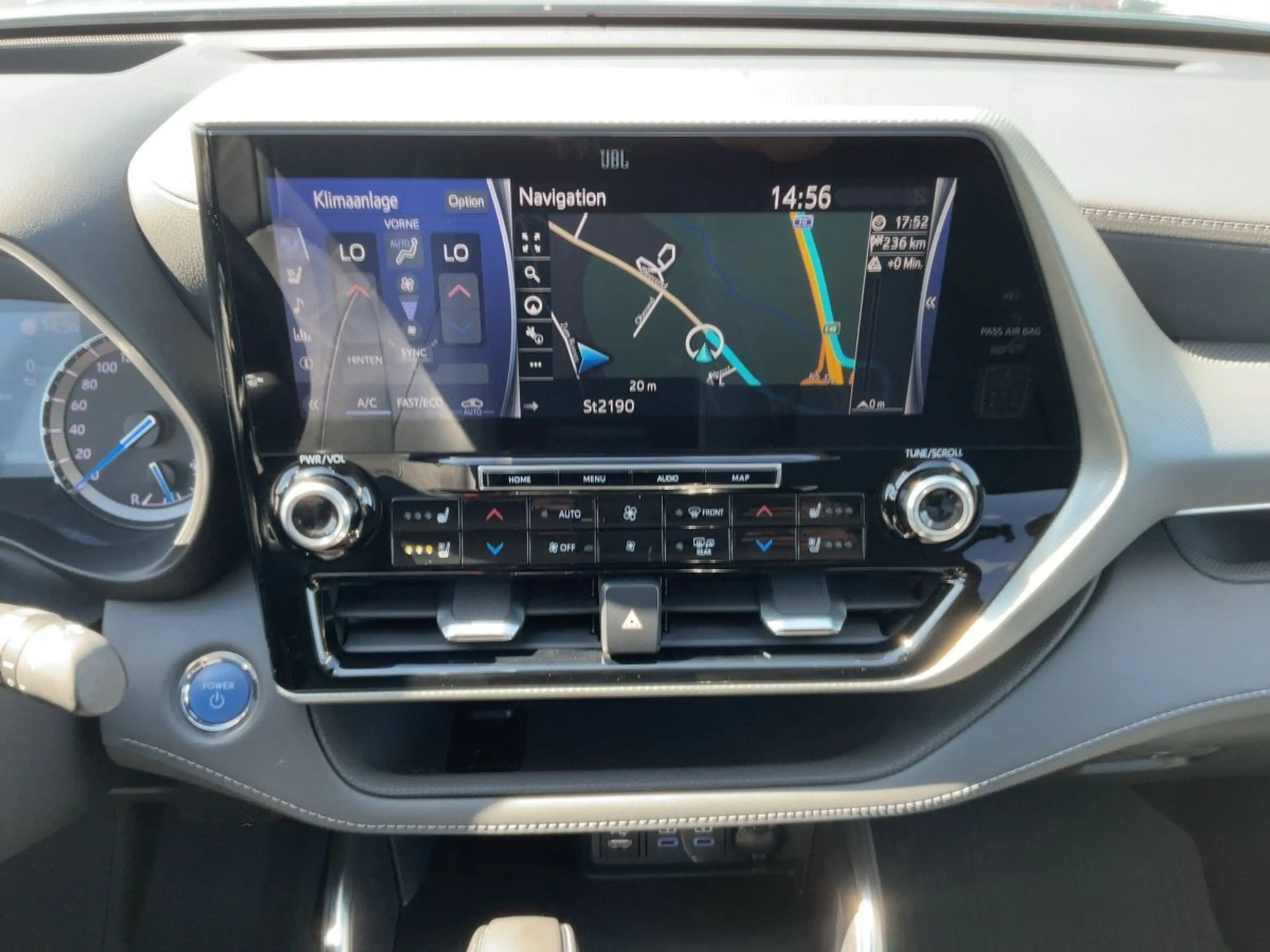 Toyota Highlander 2.5 LUXURY LED+NAVI+HuD+JBL+7-SITZER — photo 11