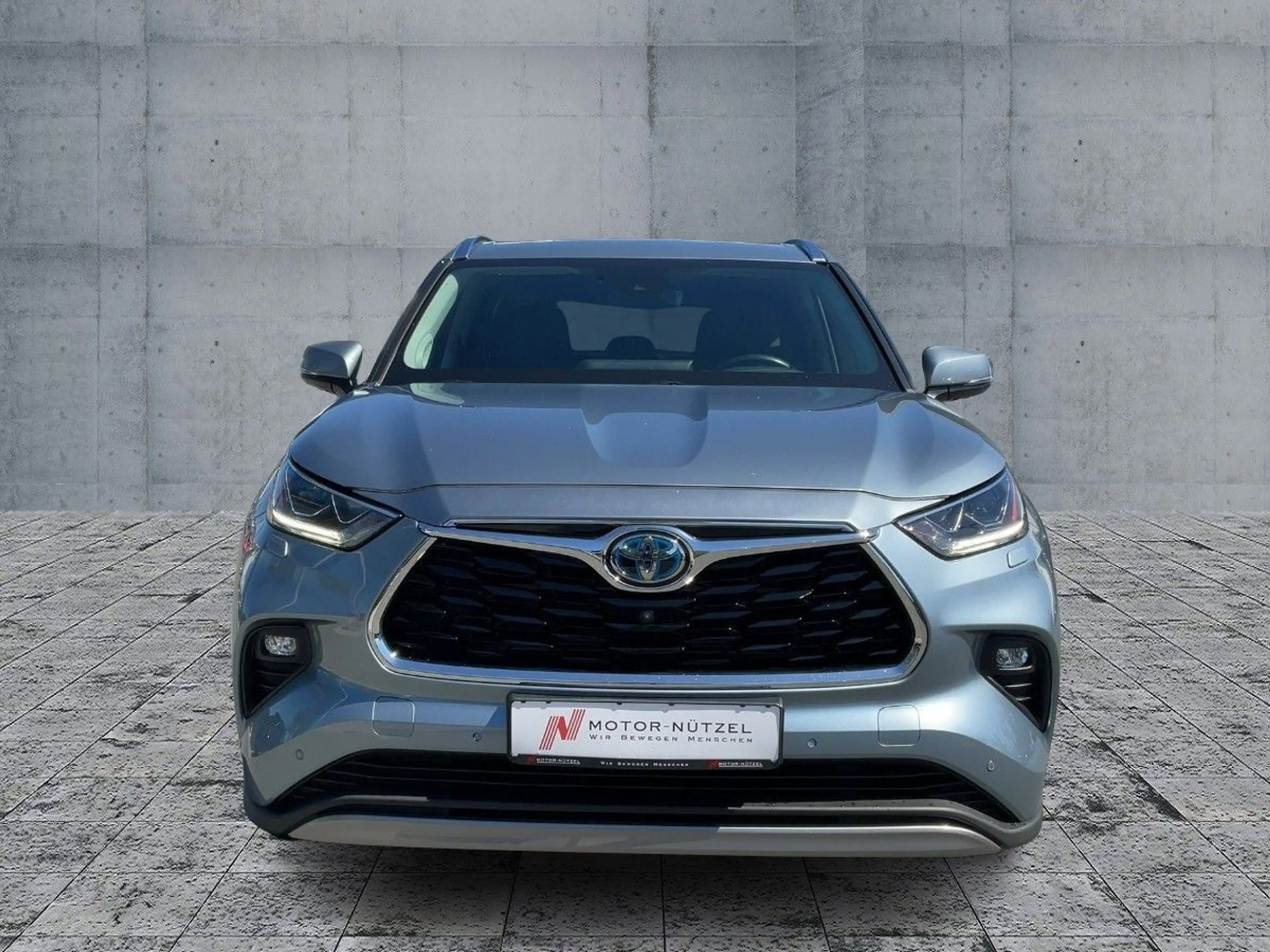 Toyota Highlander 2.5 LUXURY LED+NAVI+HuD+JBL+7-SITZER — photo 3