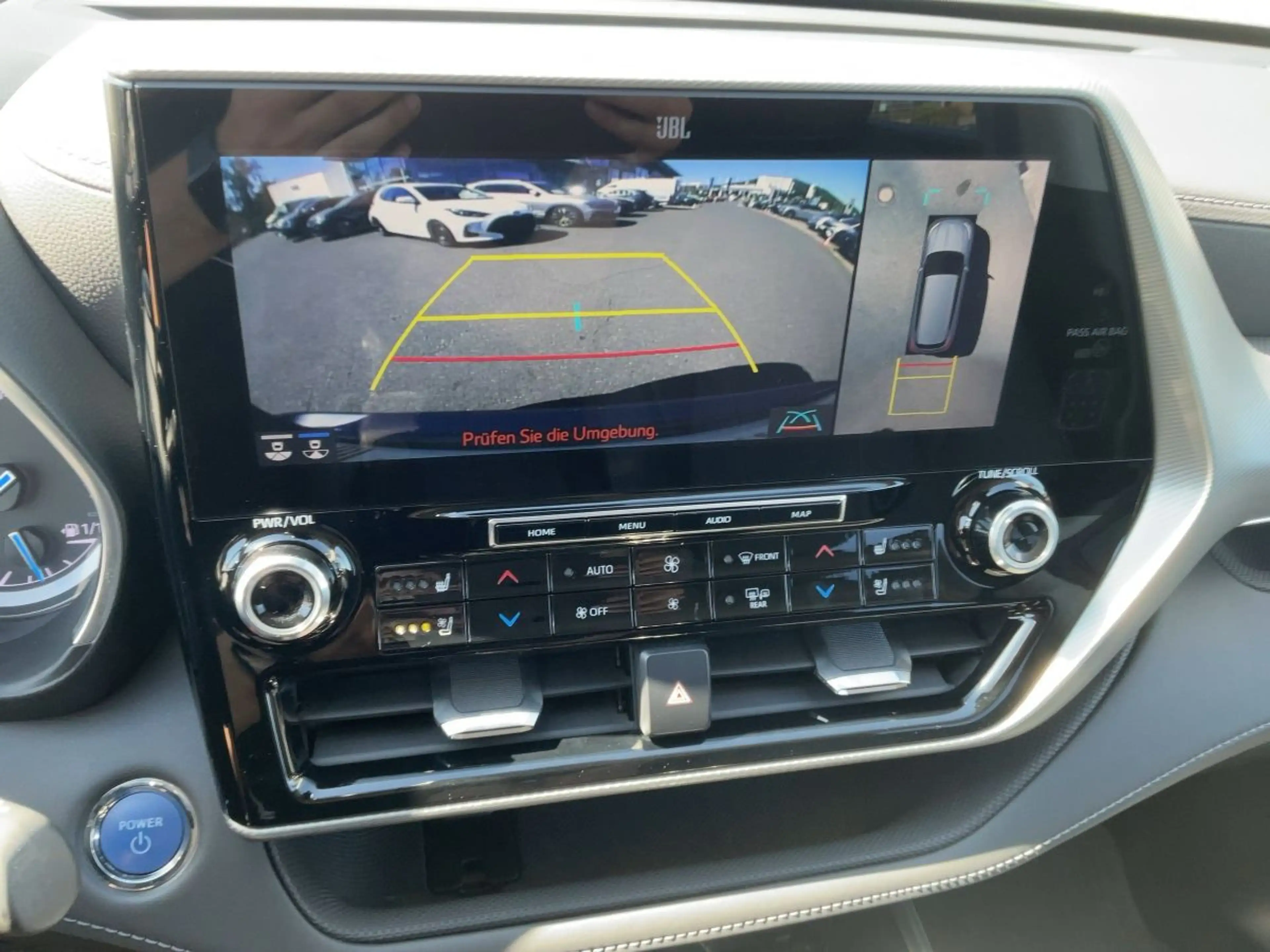 Toyota Highlander 2.5 LUXURY LED+NAVI+HuD+JBL+7-SITZER — photo 19