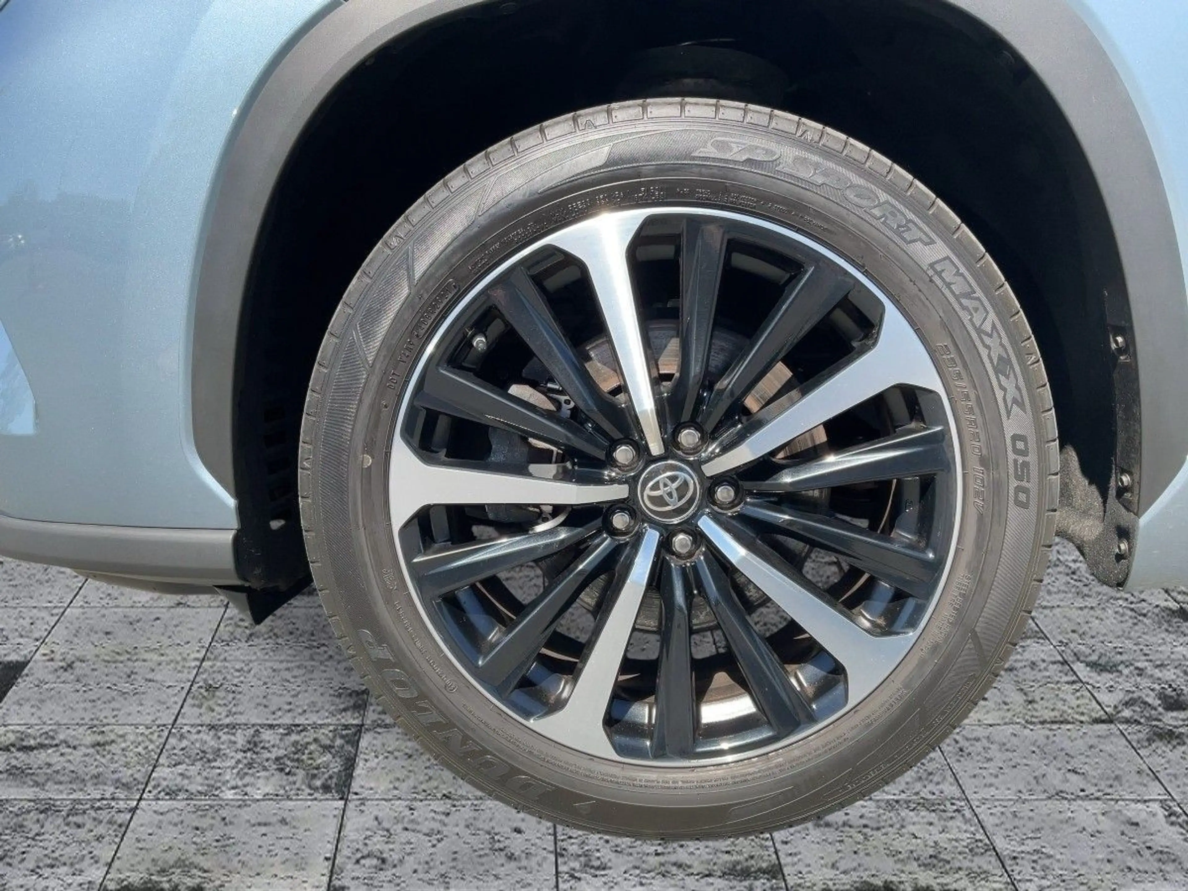 Toyota Highlander 2.5 LUXURY LED+NAVI+HuD+JBL+7-SITZER — photo 8